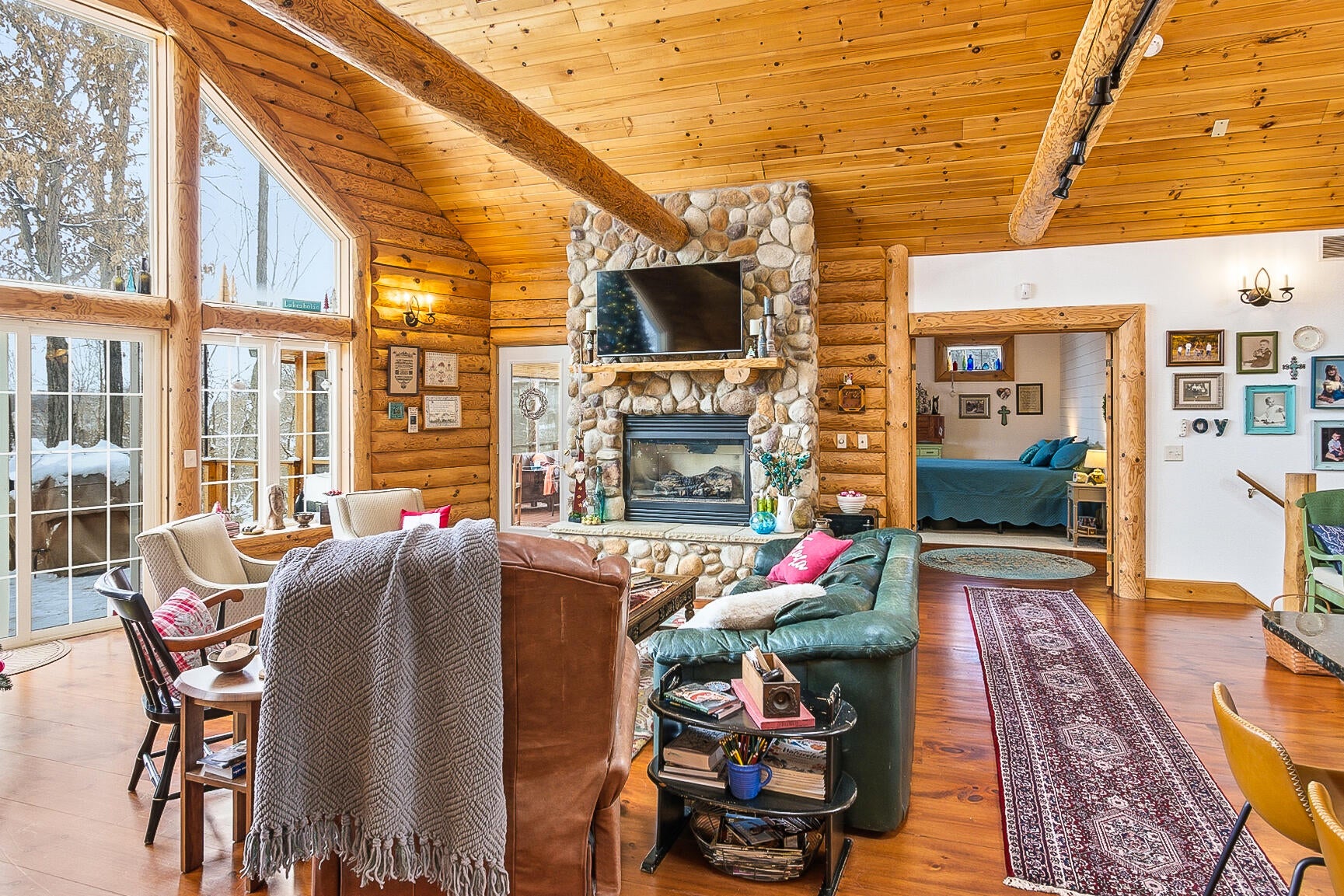 Cambridge, Wisconsin, 53523, United States, 4 Bedrooms Bedrooms, ,4 BathroomsBathrooms,Residential,Active,2003558