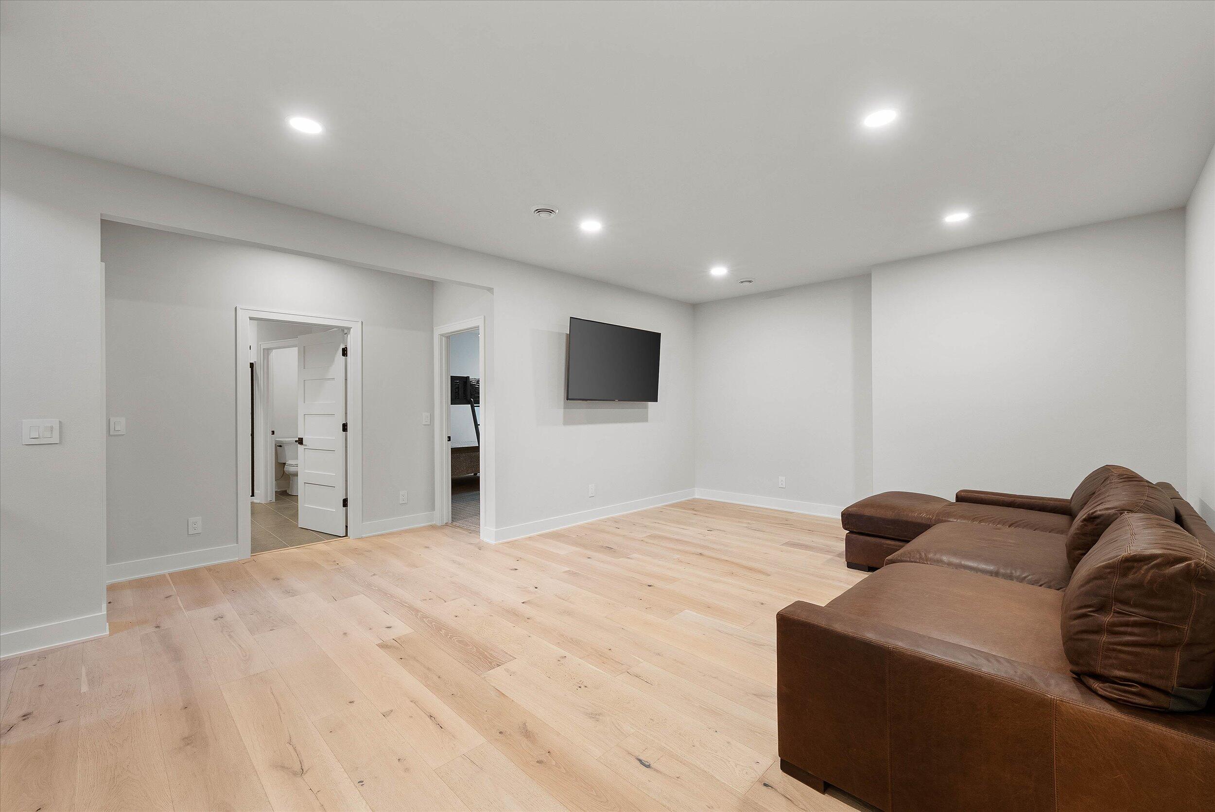 Port Washington, Wisconsin, 53074, United States, 4 Bedrooms Bedrooms, ,3 BathroomsBathrooms,Residential,Active,1954036