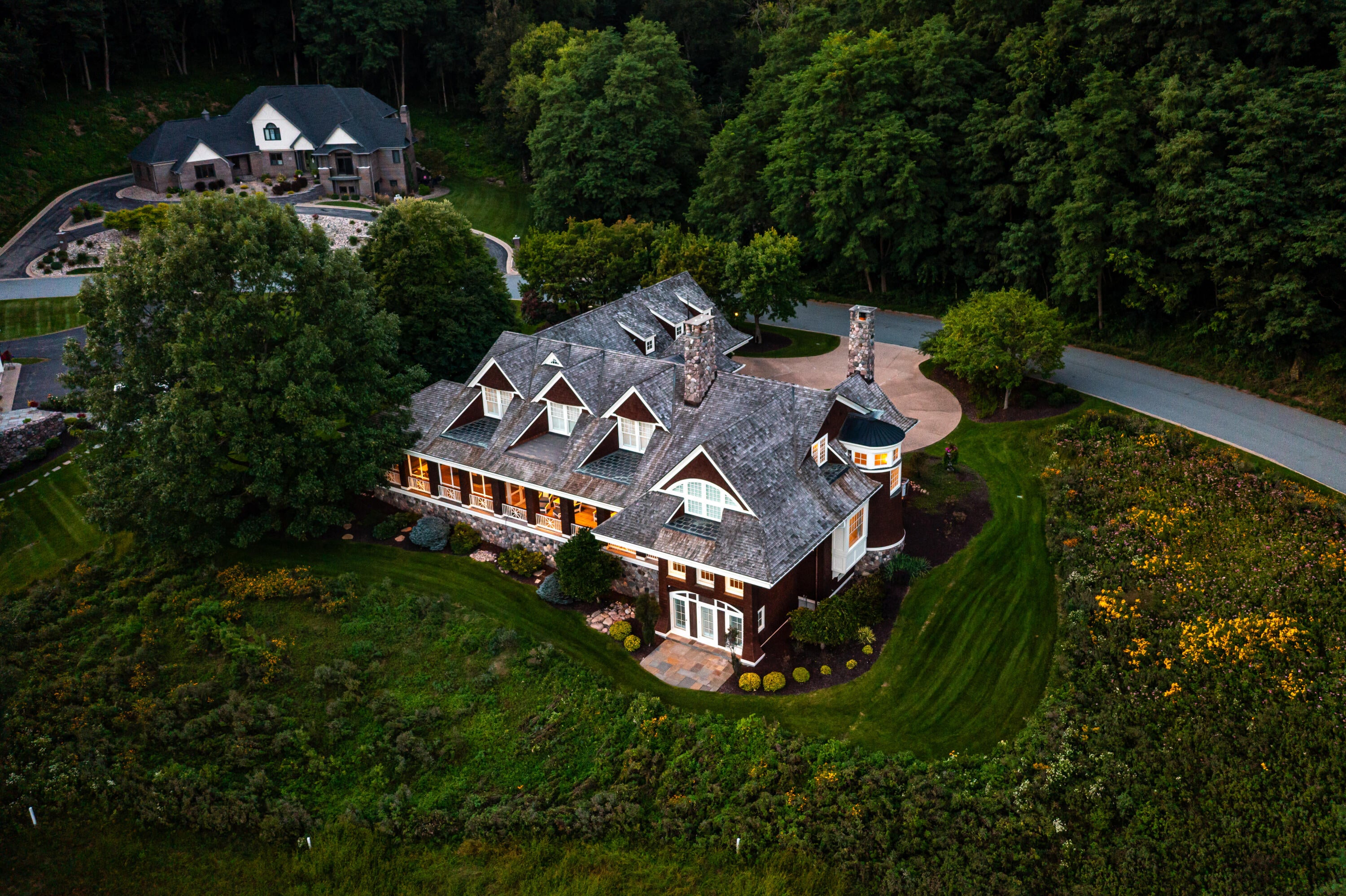 Onalaska, Wisconsin, 54650, United States, 5 Bedrooms Bedrooms, ,5 BathroomsBathrooms,Residential,Active,1946523