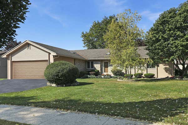 8124 W IMPERIAL DR, FRANKLIN, WI 53132 - Image 1