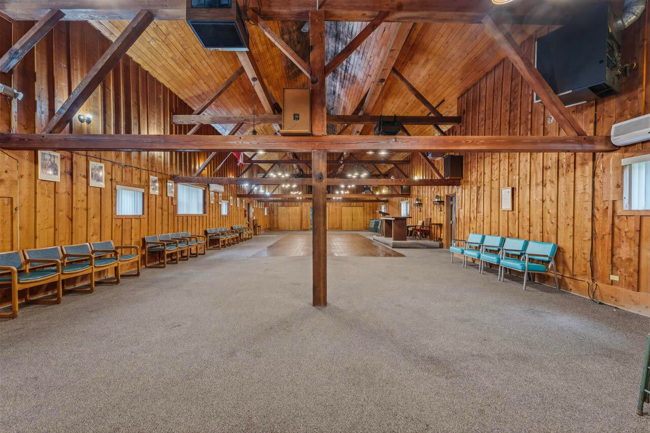 Twin Lakes, Wisconsin, 53181, United States, 10 Bedrooms Bedrooms, ,5 BathroomsBathrooms,Residential,Active,1973306