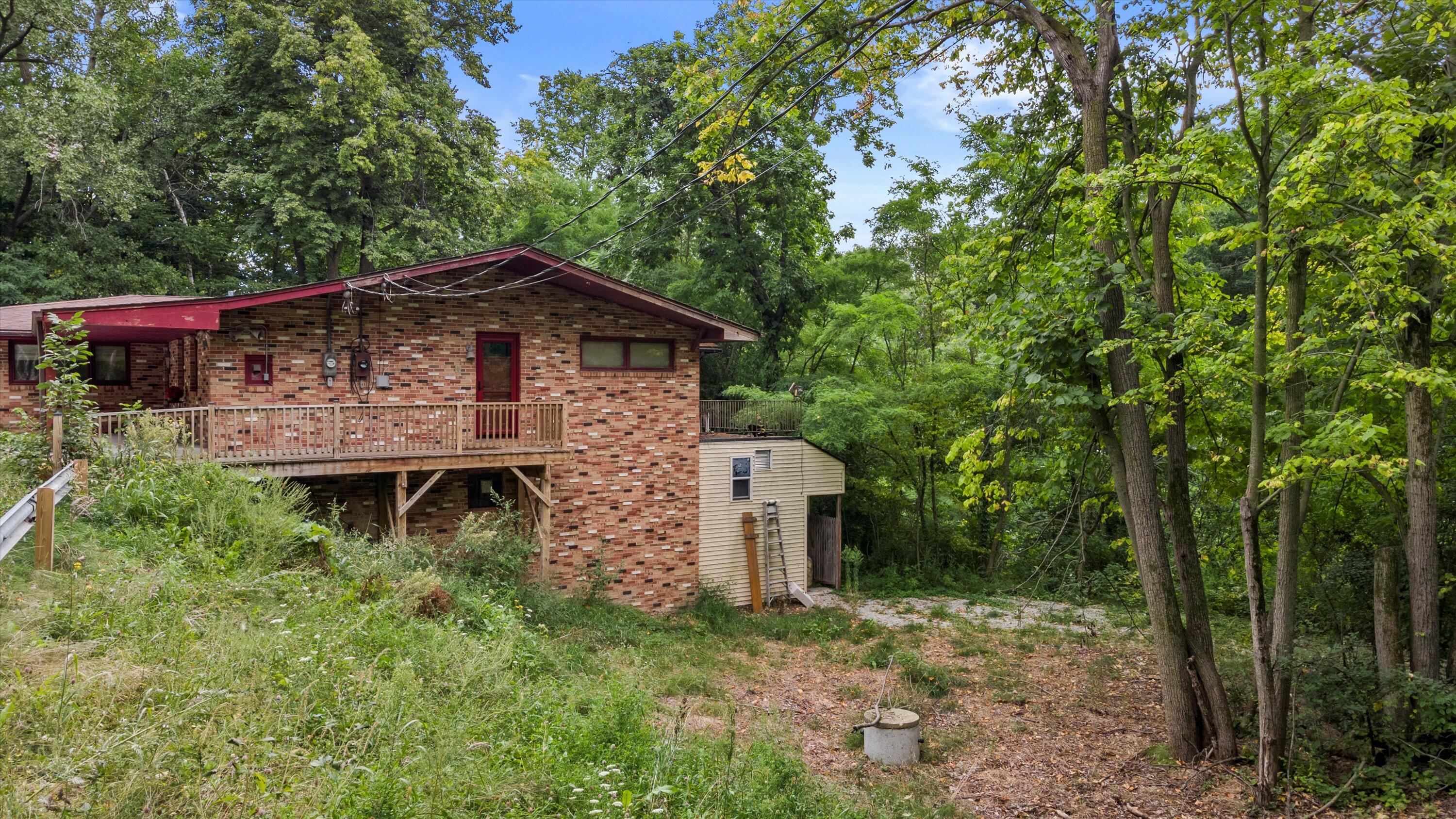 Racine, Wisconsin, 53402, United States, 3 Bedrooms Bedrooms, ,2 BathroomsBathrooms,Residential,Active,1985849