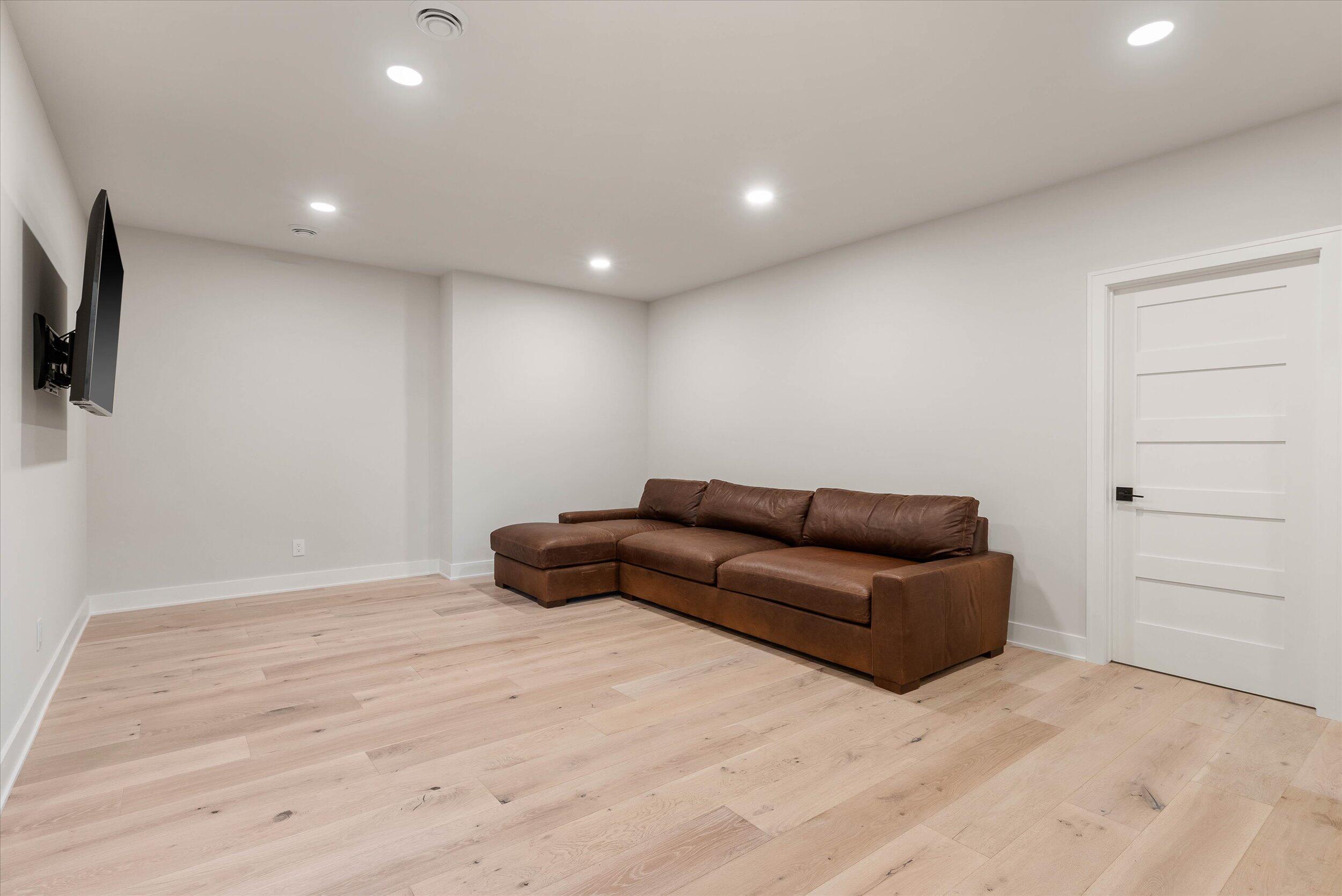 Port Washington, Wisconsin, 53074, United States, 4 Bedrooms Bedrooms, ,3 BathroomsBathrooms,Residential,Active,1954036