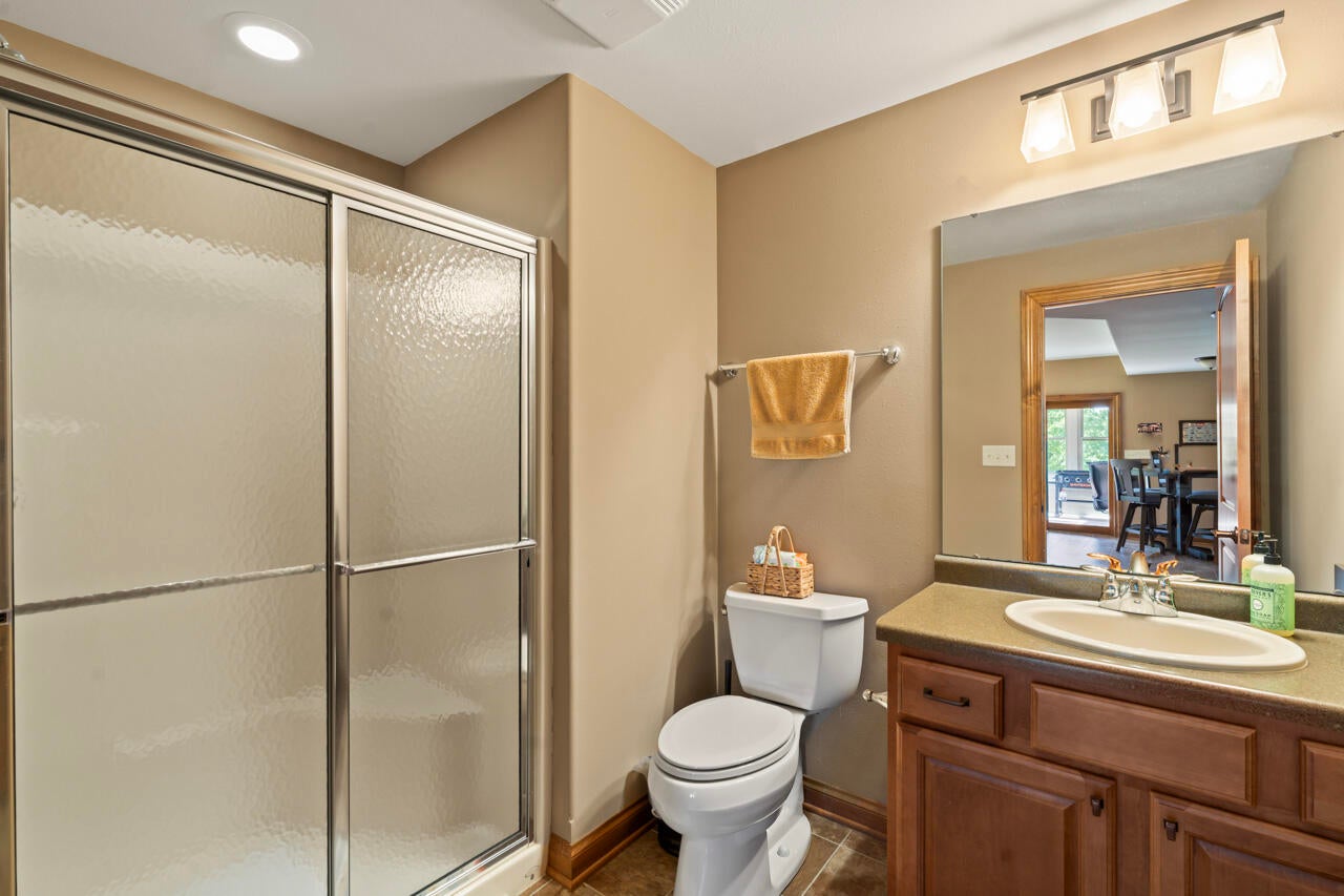 Waterford, Wisconsin, 53185, United States, 4 Bedrooms Bedrooms, ,4 BathroomsBathrooms,Residential,Active,1945457