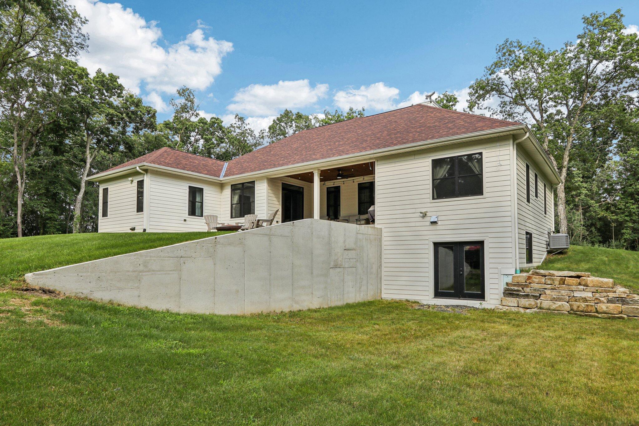 Burlington, Wisconsin, 53105, United States, 4 Bedrooms Bedrooms, ,3 BathroomsBathrooms,Residential,Active,1909856