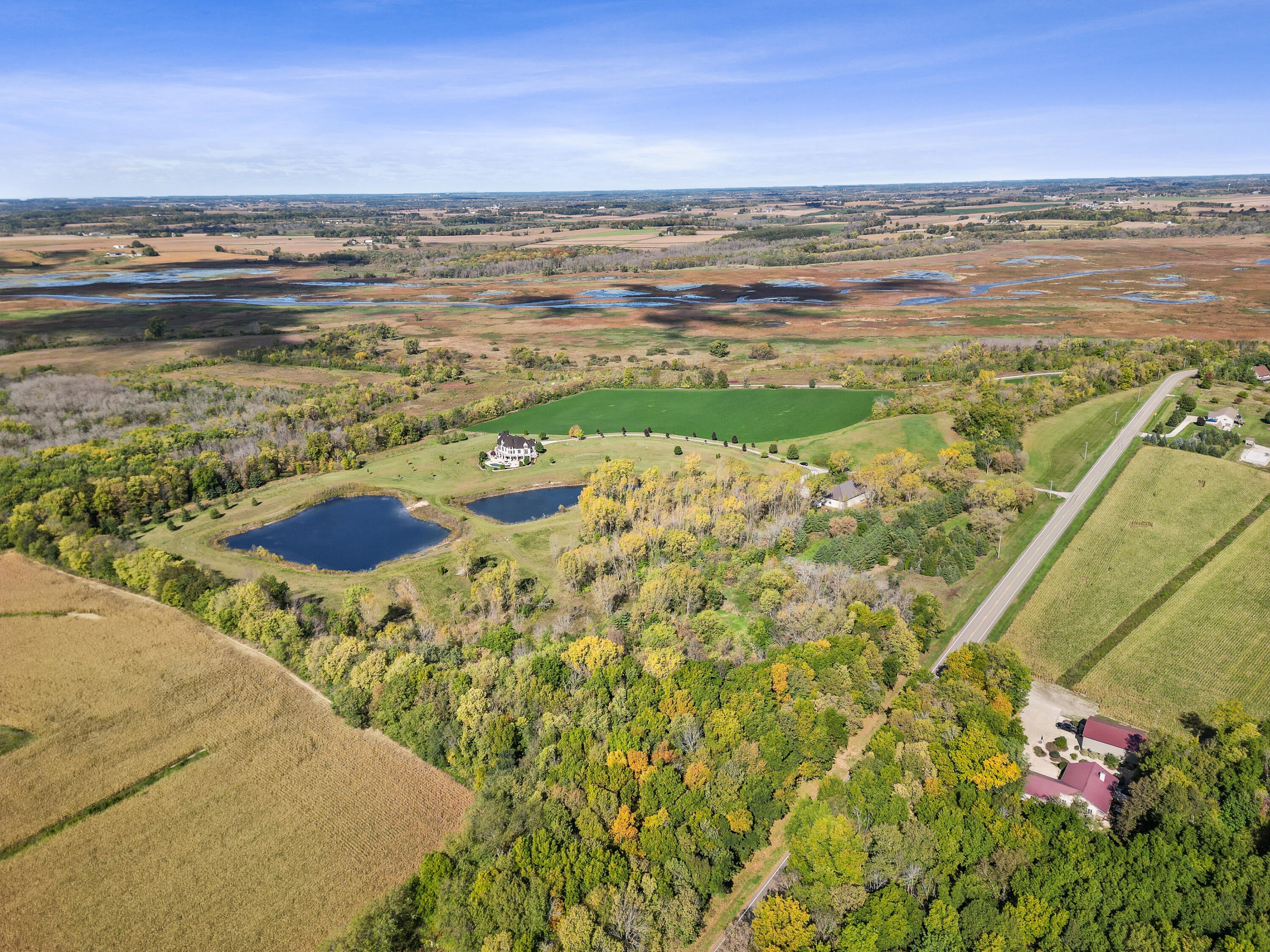 Watertown, Wisconsin, 53098, United States, ,5 BathroomsBathrooms,Residential,Active,1808170