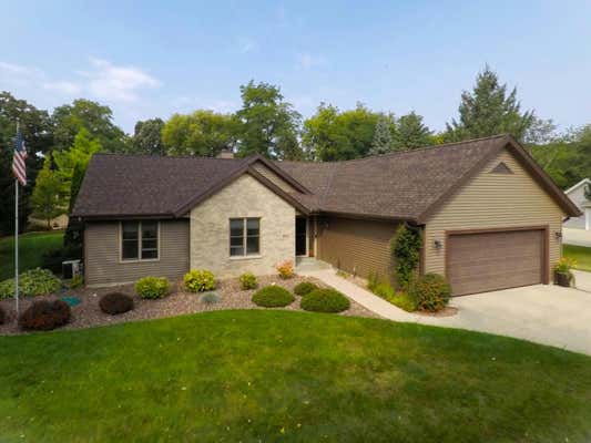 8633 S 89TH ST, FRANKLIN, WI 53132 - Image 1