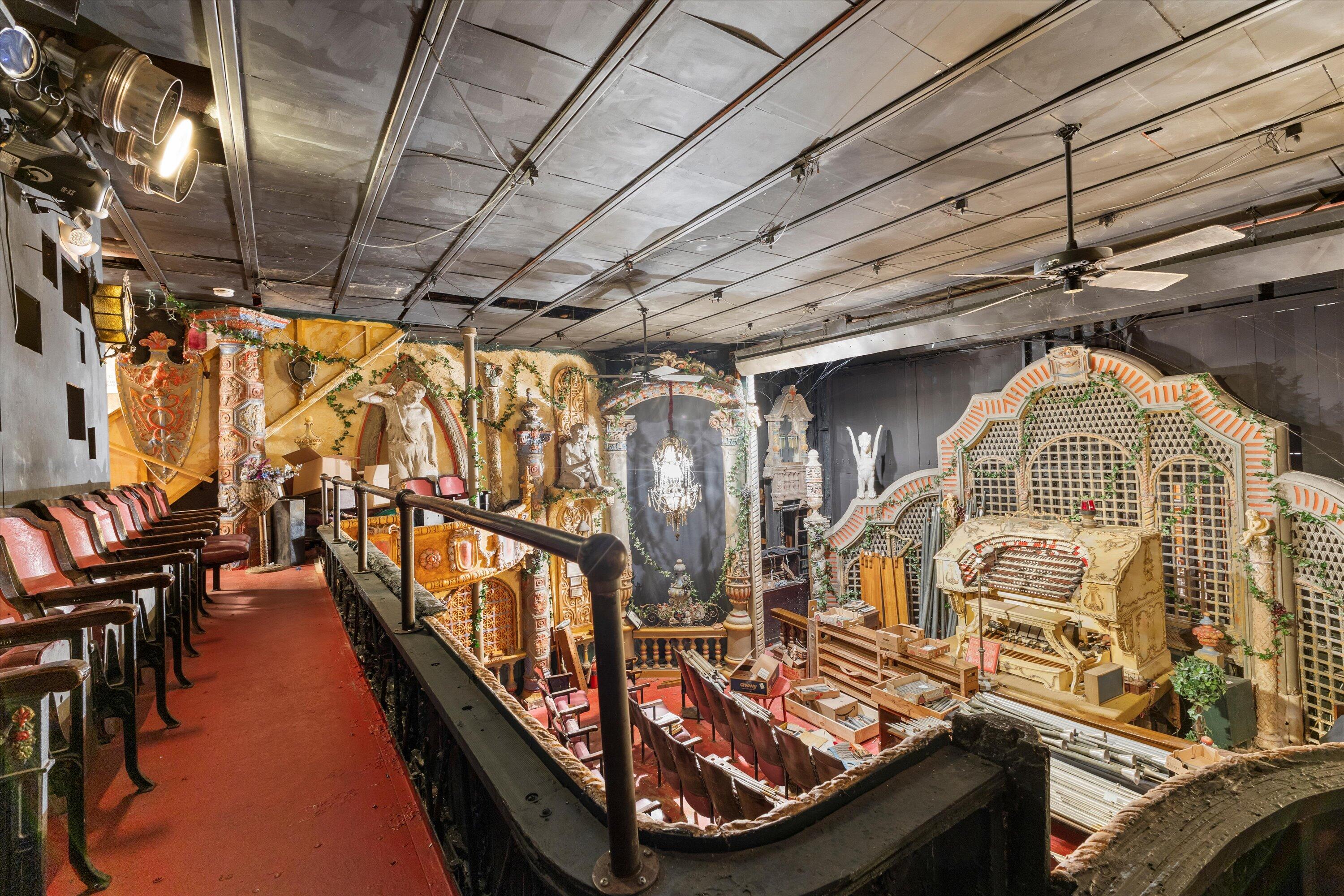 Racine, Wisconsin, 53402, United States, 3 Bedrooms Bedrooms, ,2 BathroomsBathrooms,Residential,Active,1985849