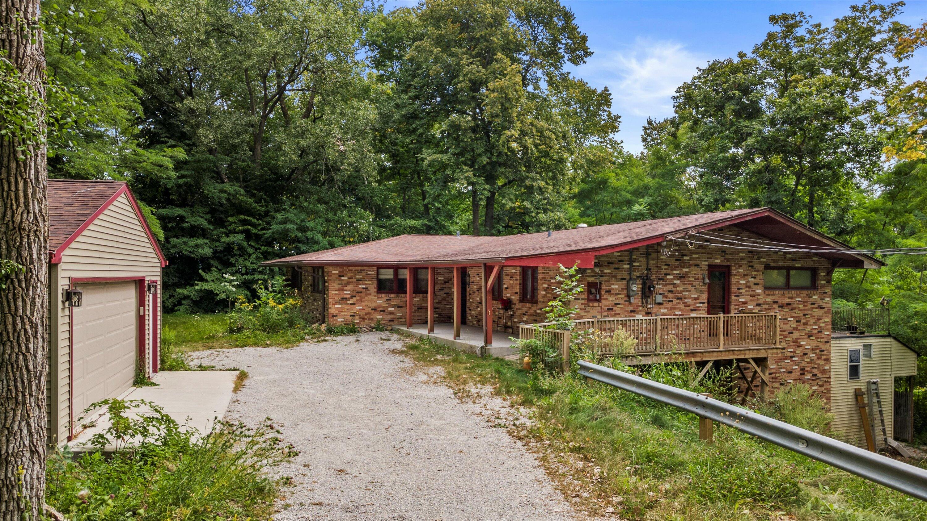 Racine, Wisconsin, 53402, United States, 3 Bedrooms Bedrooms, ,2 BathroomsBathrooms,Residential,Active,1985849