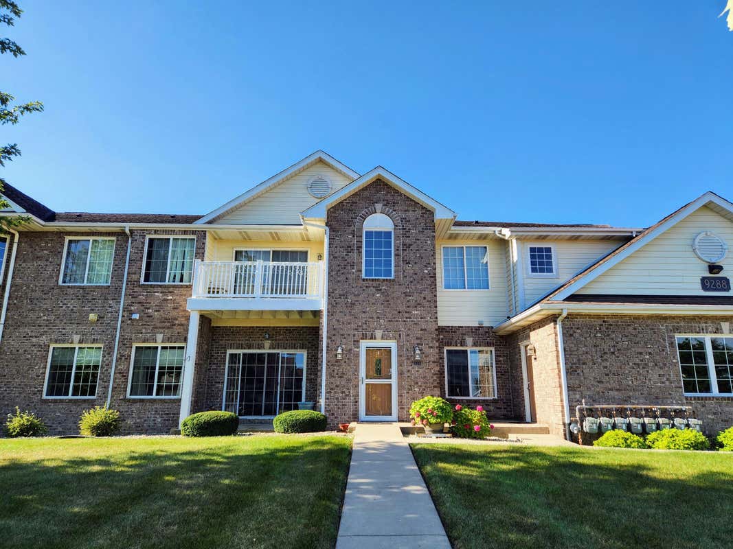 9288 CREEKSIDE CIR UNIT 223, PLEASANT PRAIRIE, WI 53158, photo 1 of 27