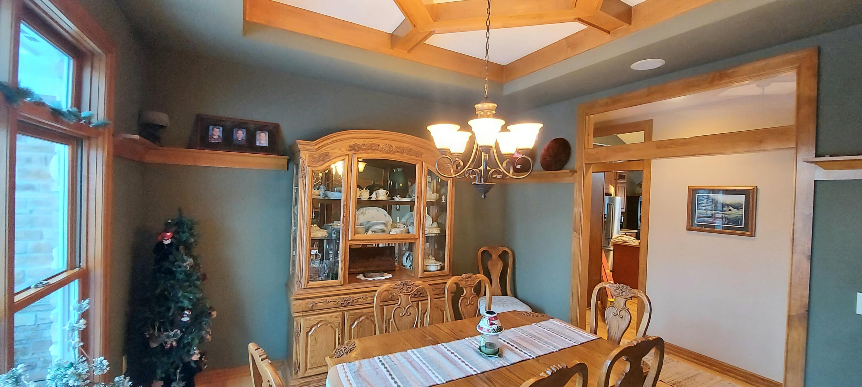 Slinger, Wisconsin, 53086, United States, 5 Bedrooms Bedrooms, ,4 BathroomsBathrooms,Residential,Active,2011435