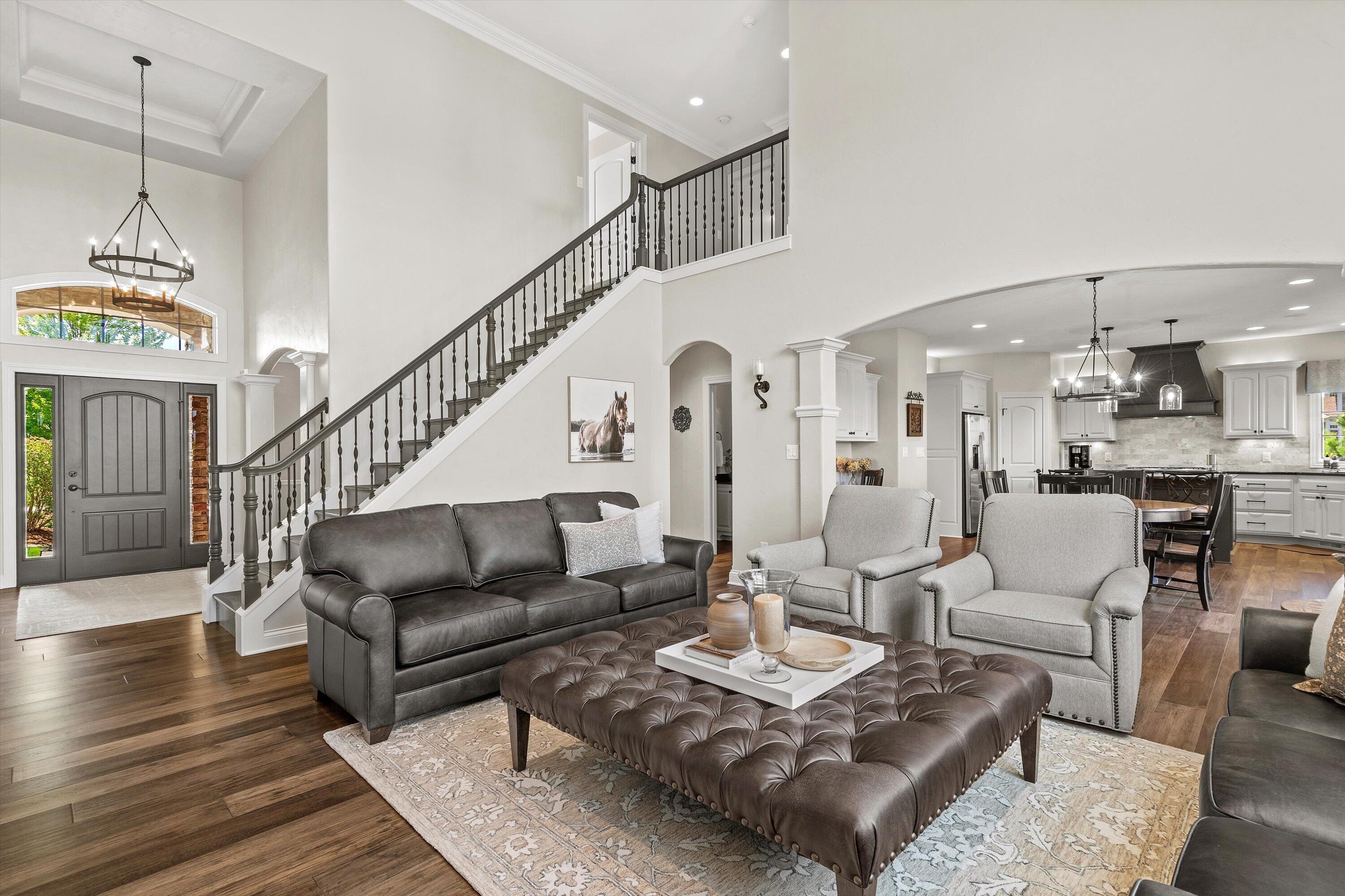 New Berlin, Wisconsin, 53151, United States, 5 Bedrooms Bedrooms, ,5 BathroomsBathrooms,Residential,Pending,2045553