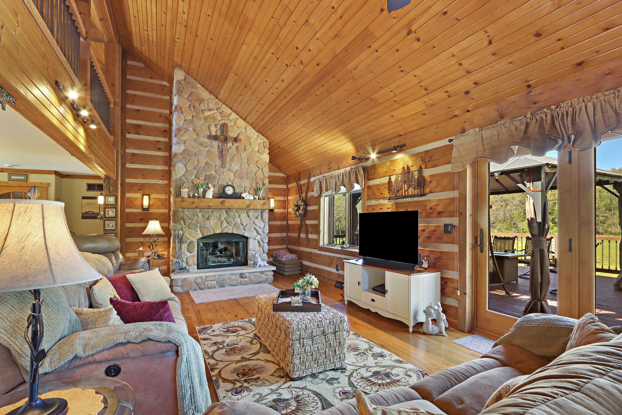 Burlington, Wisconsin, 53105, United States, 5 Bedrooms Bedrooms, ,5 BathroomsBathrooms,Residential,Active,2052088