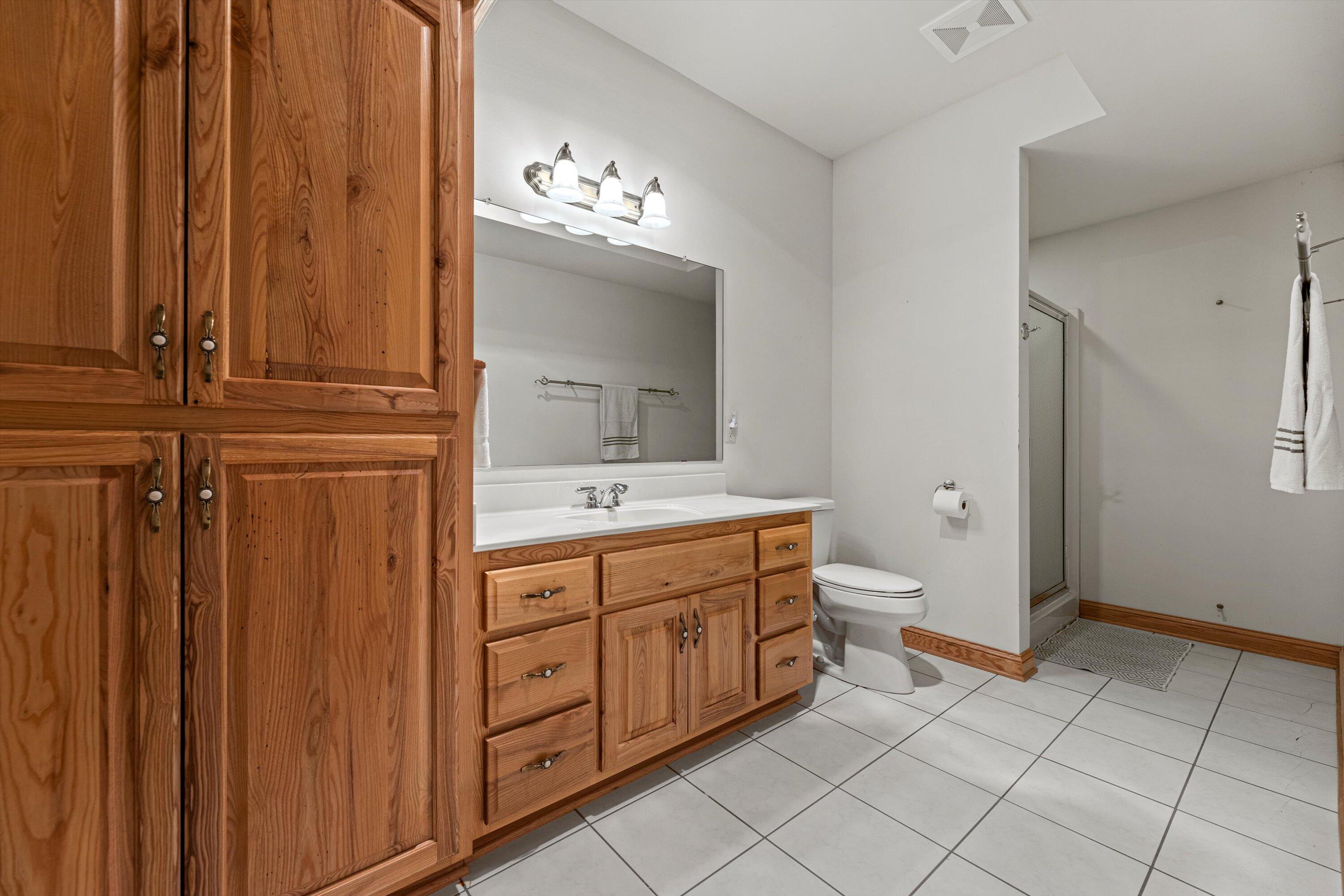 Big Bend, Wisconsin, 53103, United States, 4 Bedrooms Bedrooms, ,3 BathroomsBathrooms,Residential,Active,1909666