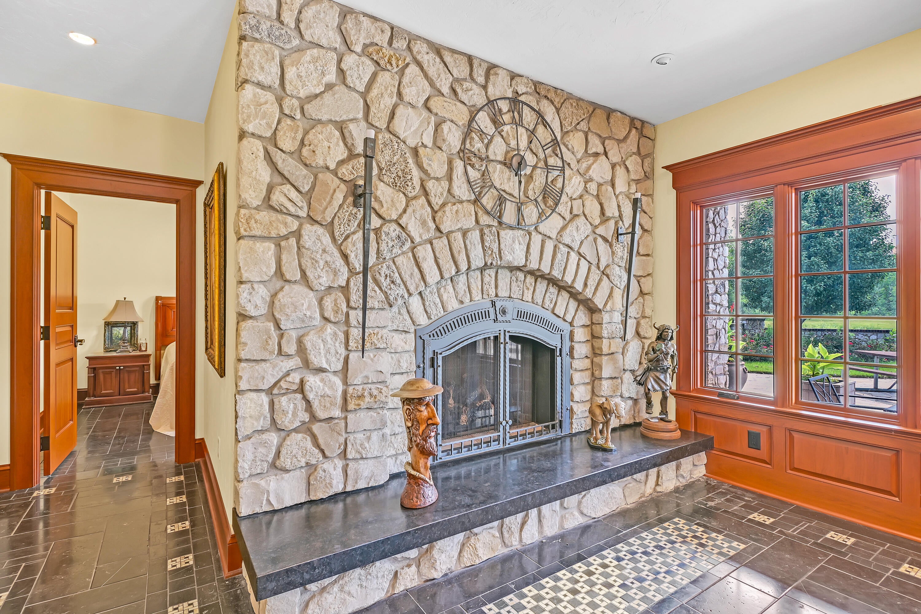 Watertown, Wisconsin, 53098, United States, ,5 BathroomsBathrooms,Residential,Active,1808170