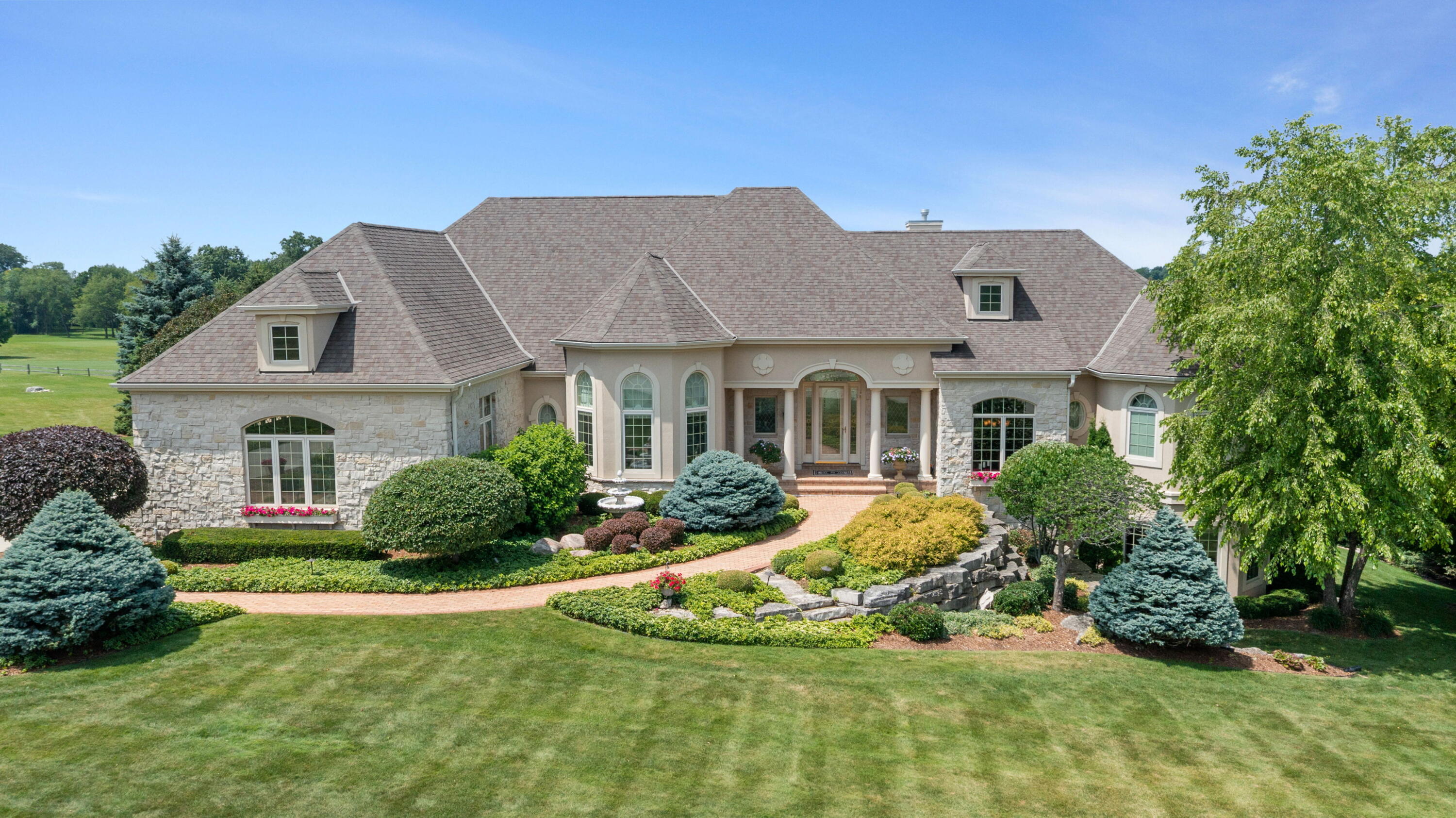 Lisbon, Wisconsin, 53089, United States, 3 Bedrooms Bedrooms, ,4 BathroomsBathrooms,Residential,Active,1894552