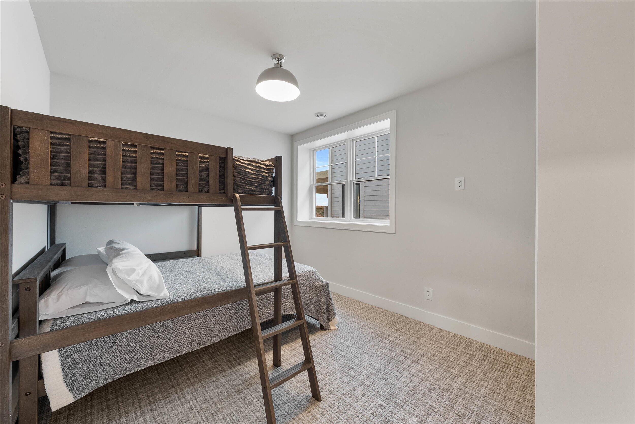 Port Washington, Wisconsin, 53074, United States, 4 Bedrooms Bedrooms, ,3 BathroomsBathrooms,Residential,Active,1954036