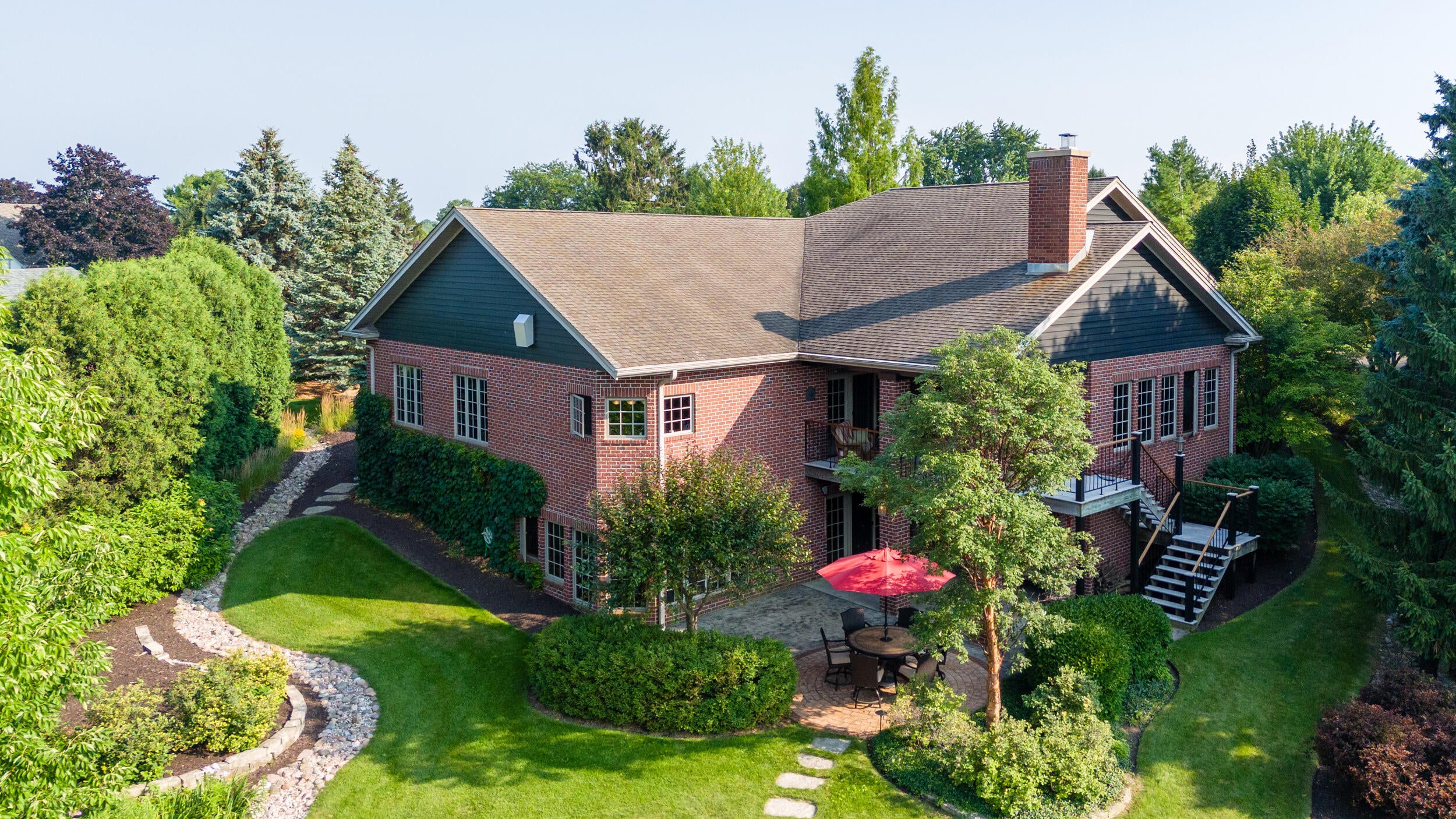 Mount Pleasant, Wisconsin, 53405, United States, 4 Bedrooms Bedrooms, ,6 BathroomsBathrooms,Residential,Active,1909907