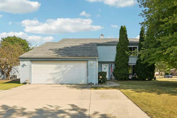 8150 S WARING DR, OAK CREEK, WI 53154 - Image 1