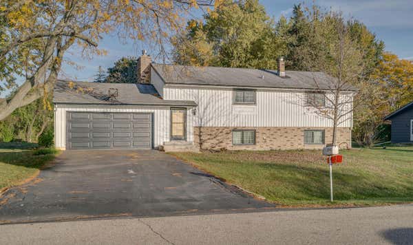 2941 CHAPEL LN, CALEDONIA, WI 53406 - Image 1