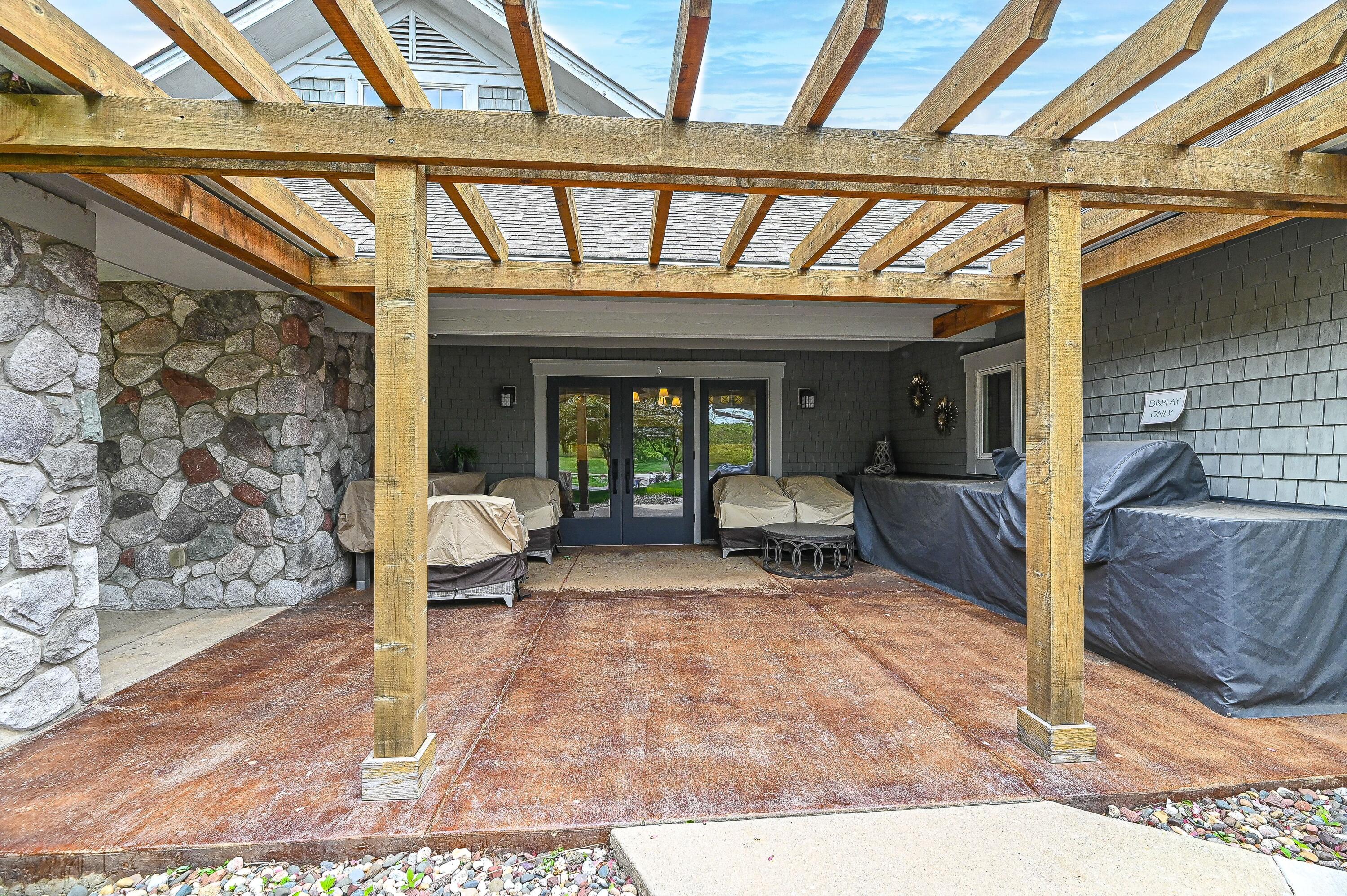 Lake Geneva, Wisconsin, 53147, United States, ,Residential,Active,1823930