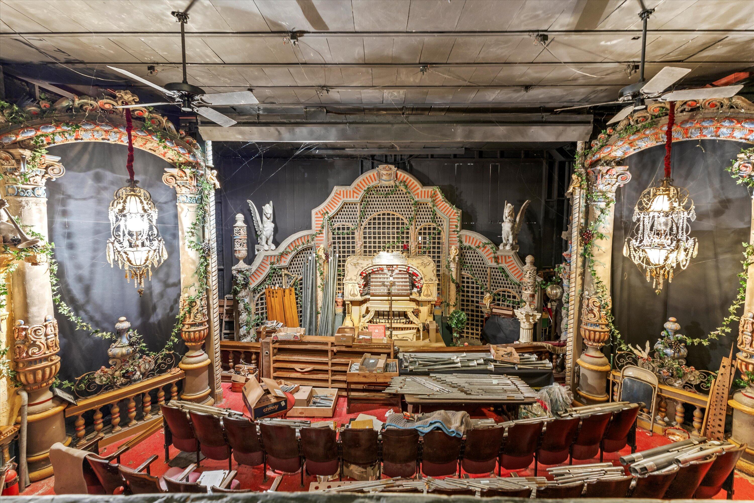 Racine, Wisconsin, 53402, United States, 3 Bedrooms Bedrooms, ,2 BathroomsBathrooms,Residential,Active,1985849