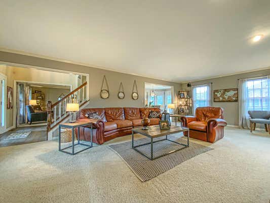 S46W25683 SHADOW RIDGE DR, WAUKESHA, WI 53189, photo 5 of 39