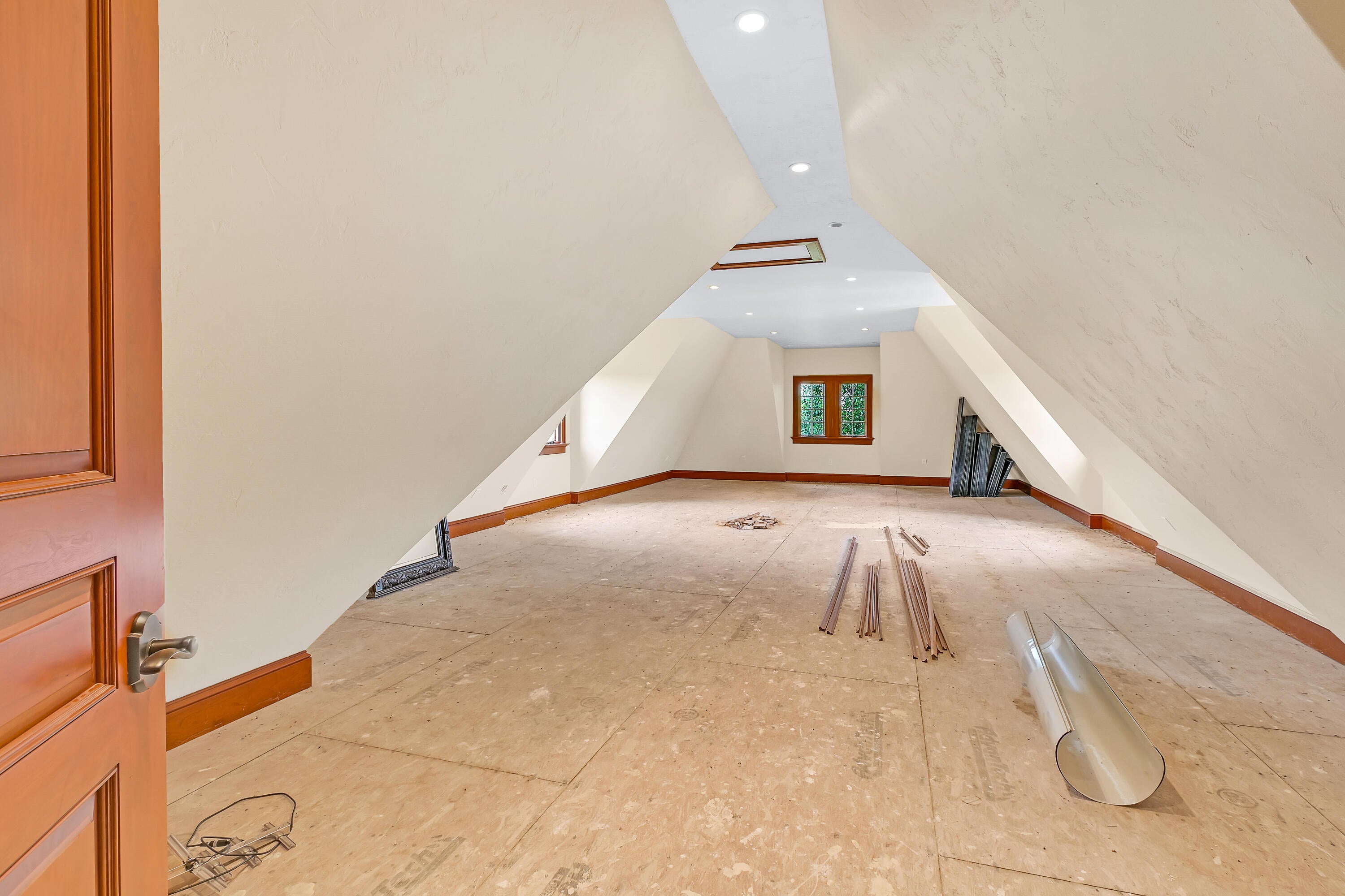 Watertown, Wisconsin, 53098, United States, ,5 BathroomsBathrooms,Residential,Active,1808170