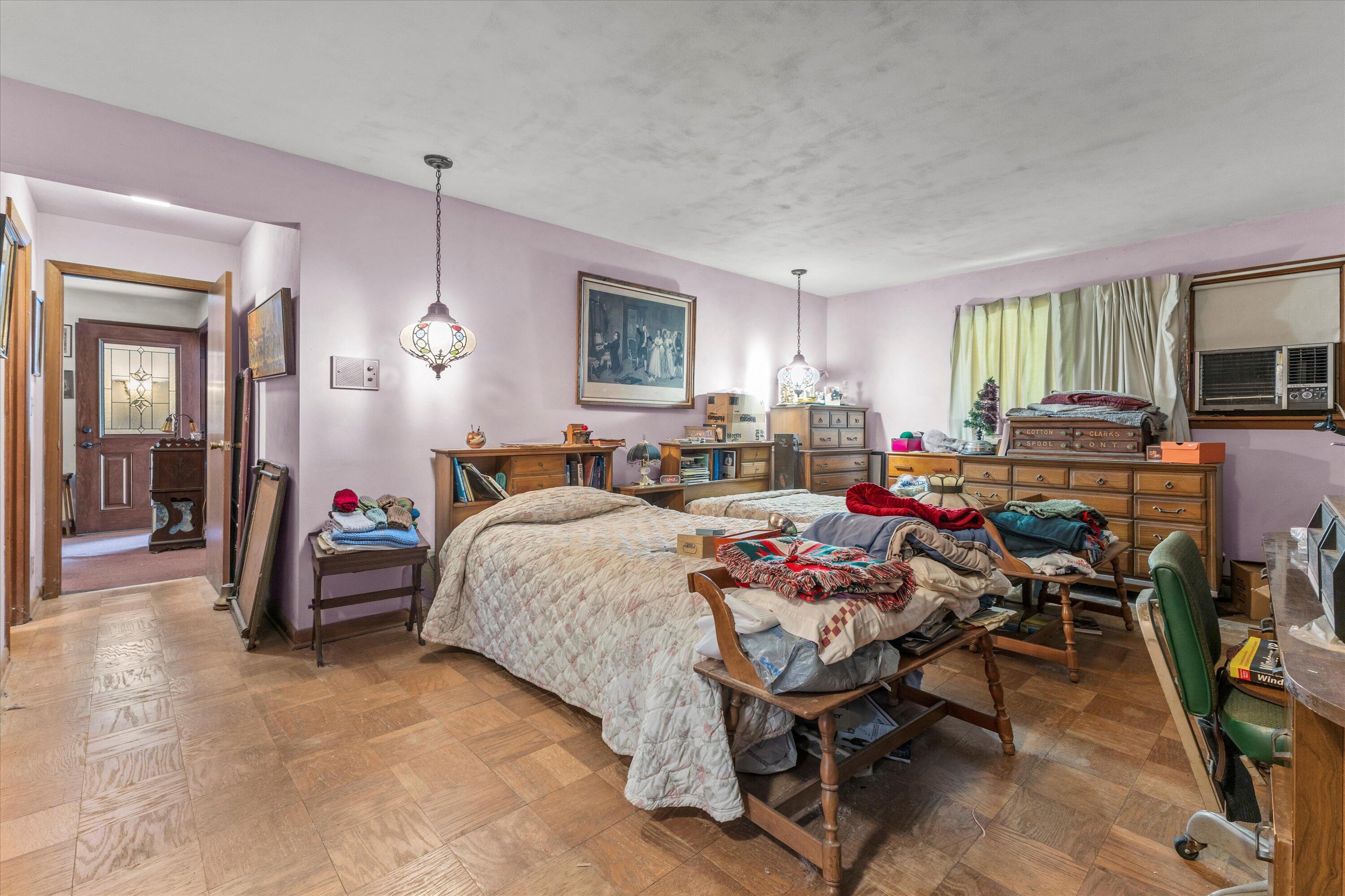 Racine, Wisconsin, 53402, United States, 3 Bedrooms Bedrooms, ,2 BathroomsBathrooms,Residential,Active,1985849