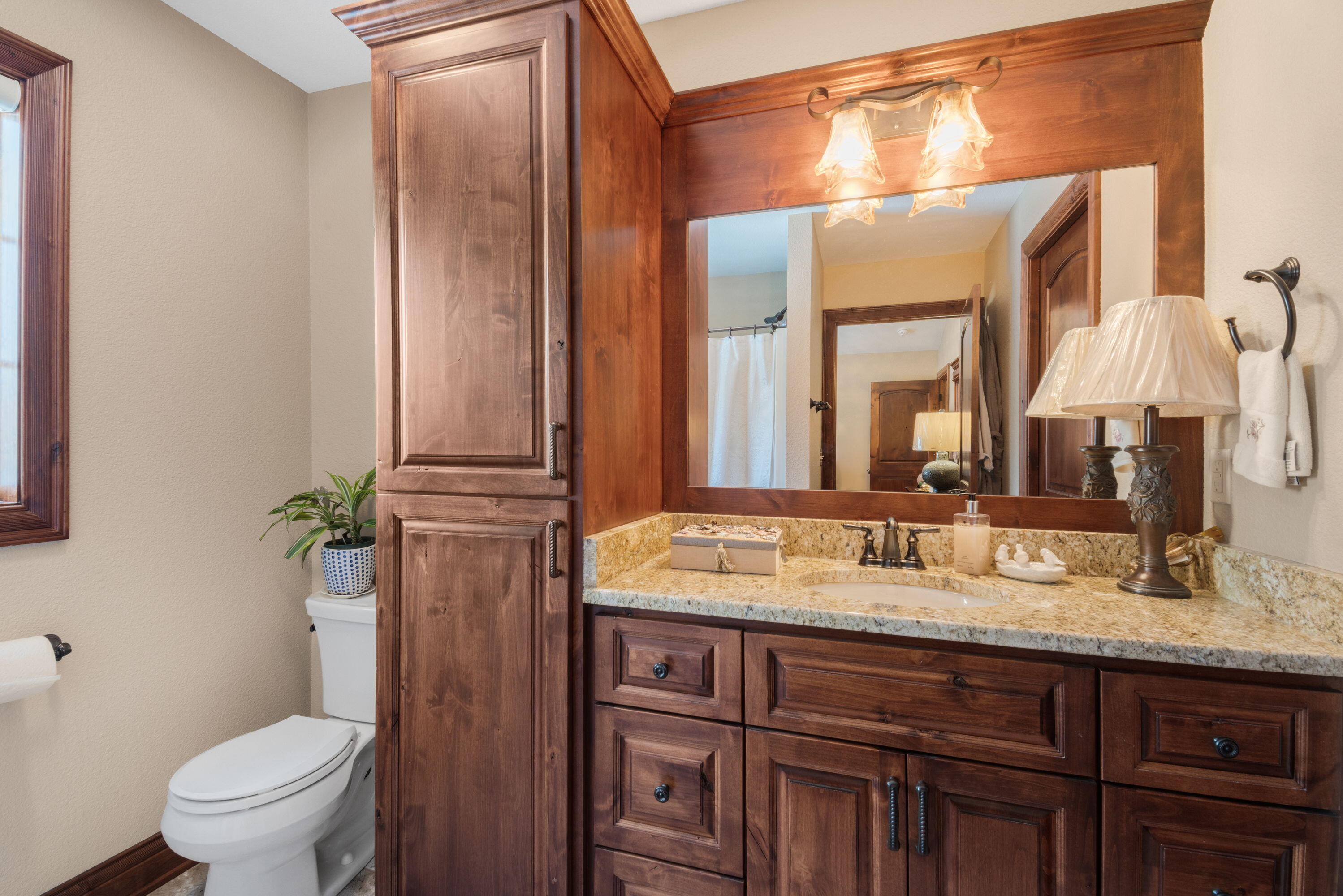 Waukesha, Wisconsin, 53189, United States, 5 Bedrooms Bedrooms, ,5 BathroomsBathrooms,Residential,Active,2007136