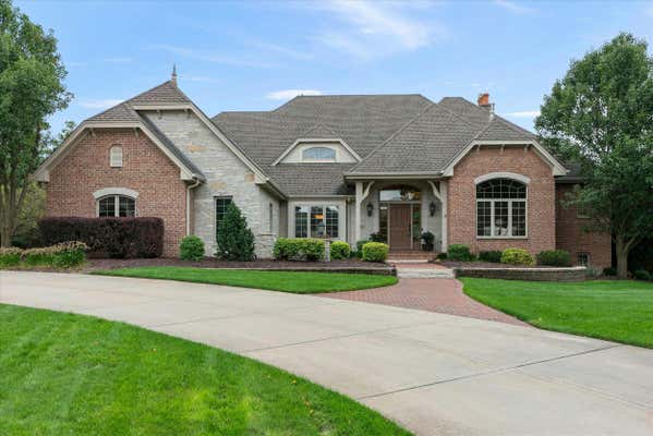 W285N3250 LAKESIDE RIDGE CT, PEWAUKEE, WI 53072 - Image 1