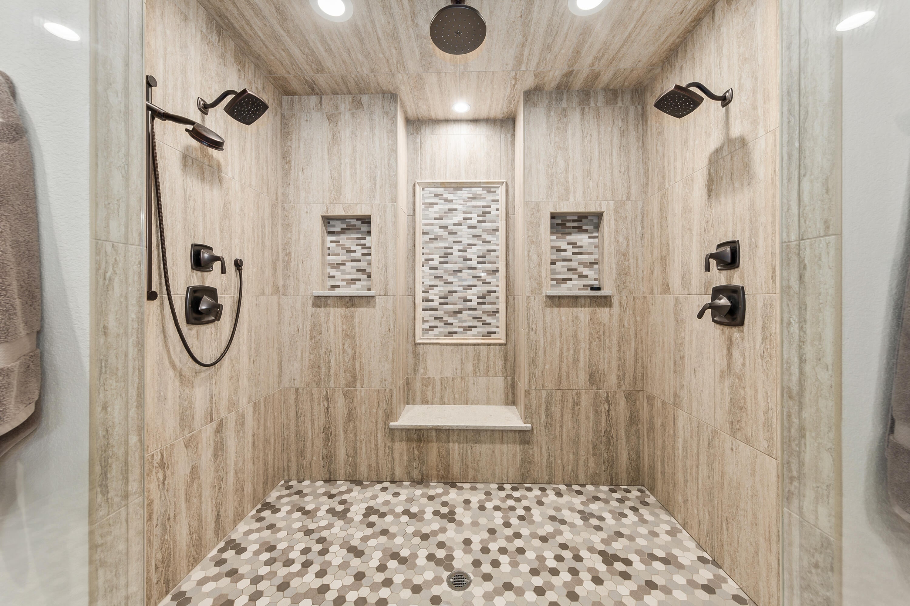 Dousman, Wisconsin, 53118, United States, 5 Bedrooms Bedrooms, ,6 BathroomsBathrooms,Residential,Active,2015850