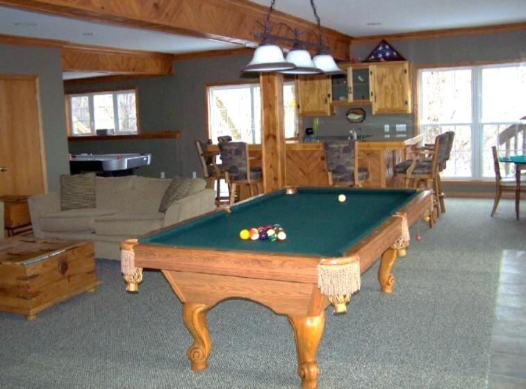 Silver Lake, Wisconsin, 53170, United States, 3 Bedrooms Bedrooms, ,3 BathroomsBathrooms,Residential,Pending,2045508