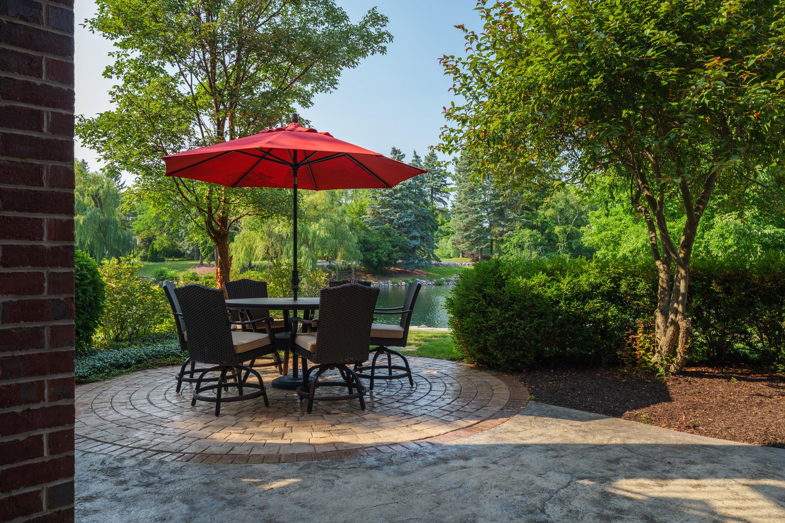 Mount Pleasant, Wisconsin, 53405, United States, 4 Bedrooms Bedrooms, ,6 BathroomsBathrooms,Residential,Active,1909907