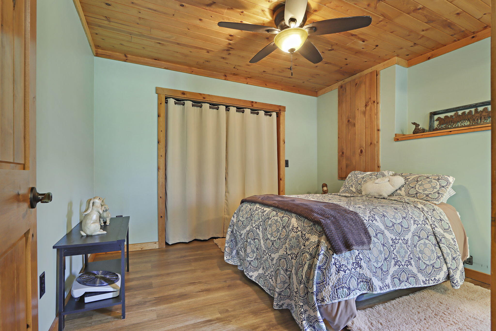 Burlington, Wisconsin, 53105, United States, 5 Bedrooms Bedrooms, ,5 BathroomsBathrooms,Residential,Active,2052088