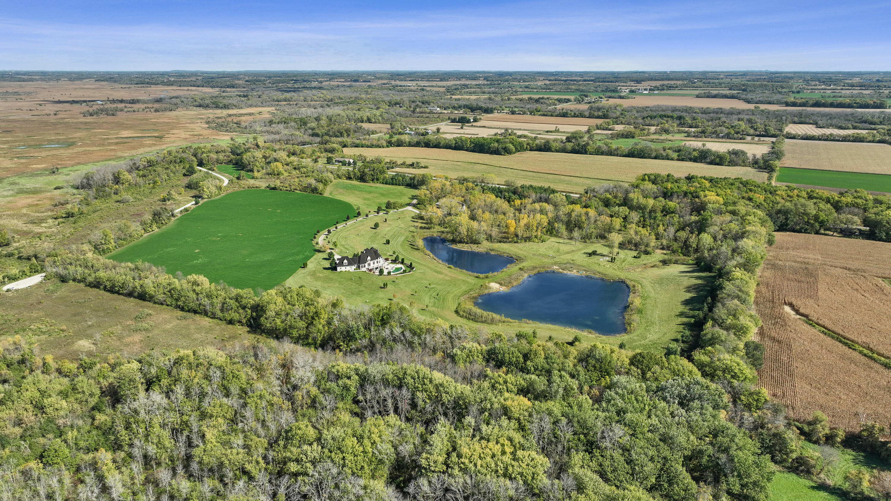 Watertown, Wisconsin, 53098, United States, ,5 BathroomsBathrooms,Residential,Active,1808170