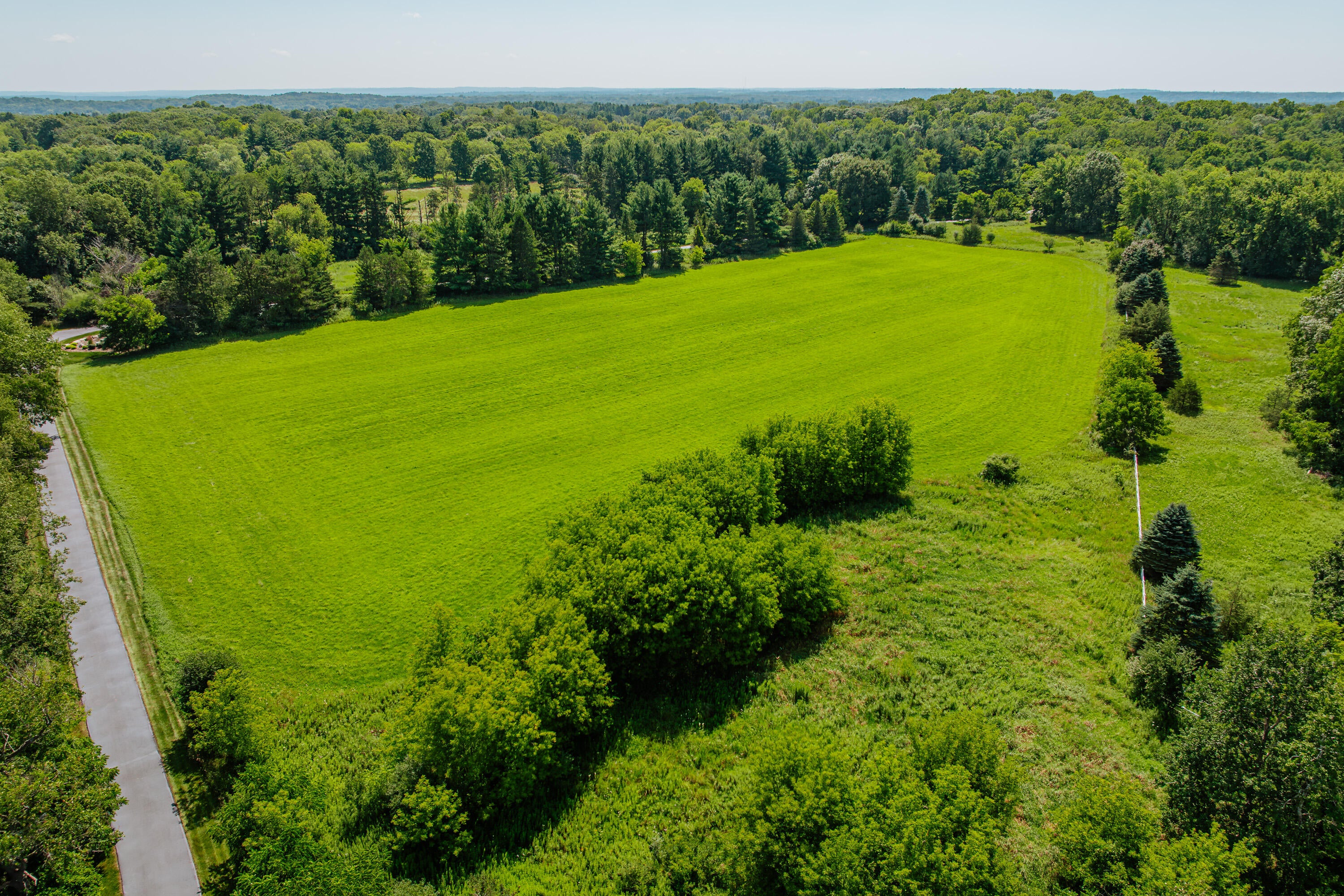 Dousman, Wisconsin, 53118, United States, 5 Bedrooms Bedrooms, ,6 BathroomsBathrooms,Residential,Active,2015850