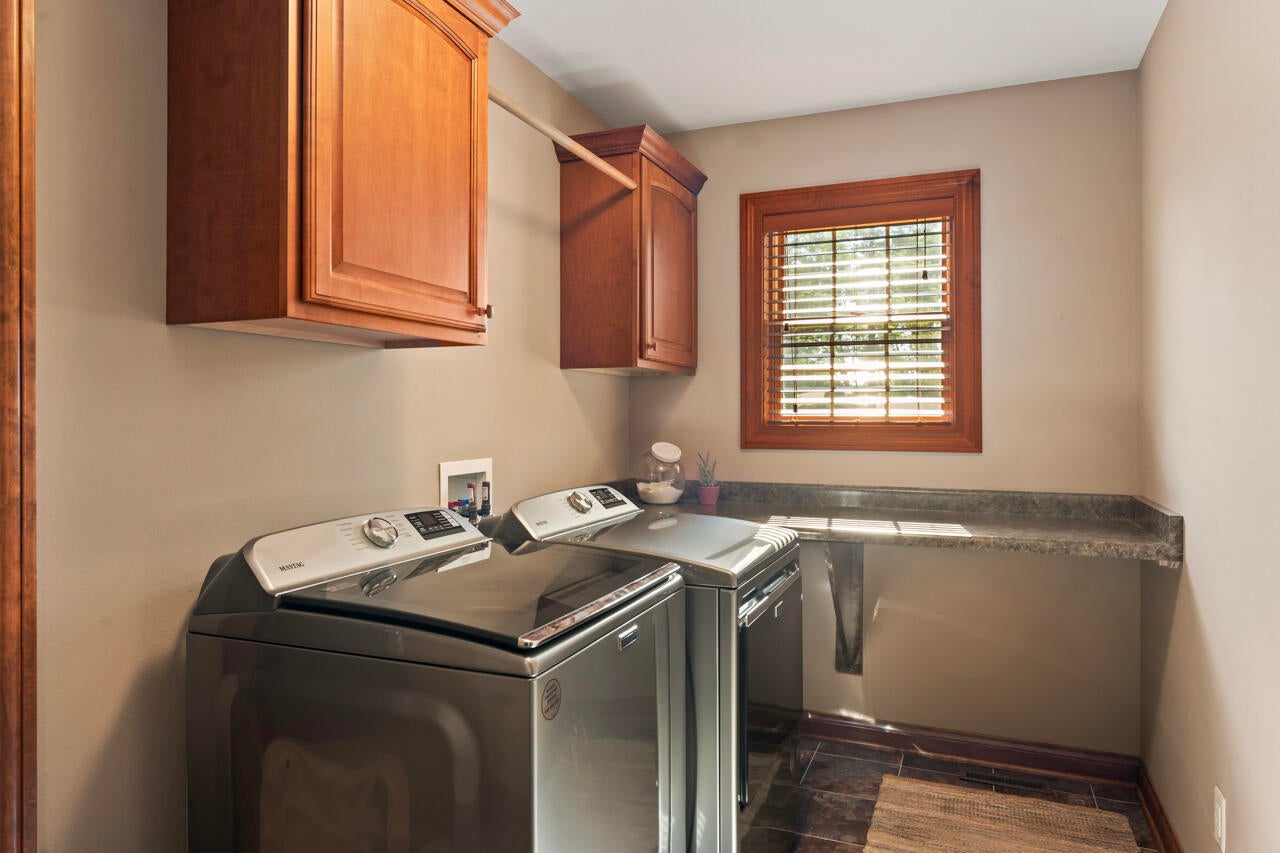 Waterford, Wisconsin, 53185, United States, 4 Bedrooms Bedrooms, ,4 BathroomsBathrooms,Residential,Active,1945457