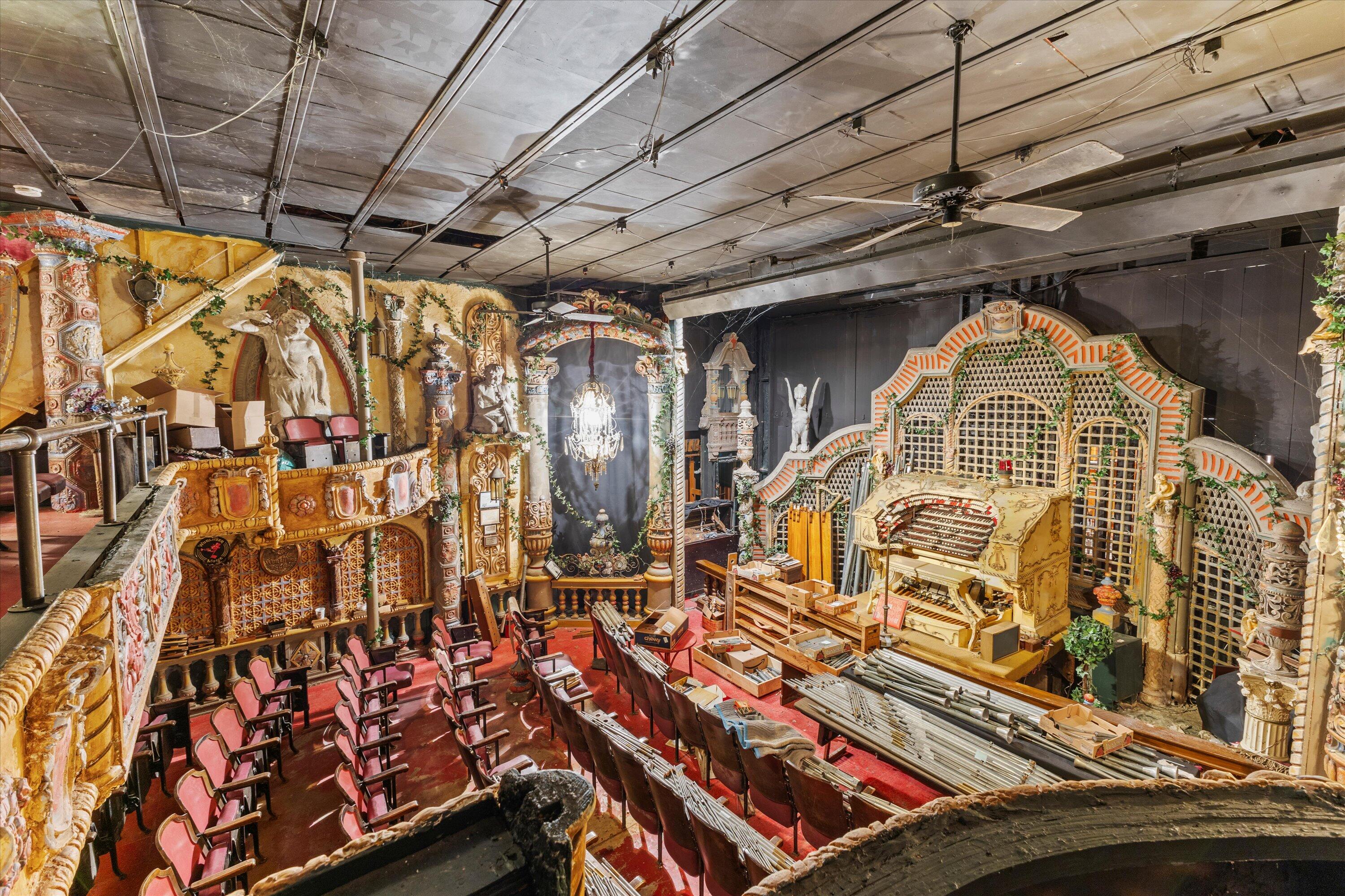 Racine, Wisconsin, 53402, United States, 3 Bedrooms Bedrooms, ,2 BathroomsBathrooms,Residential,Active,1985849