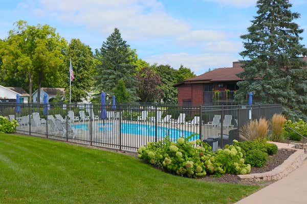 1250 WISCONSIN ST APT 102B, LAKE GENEVA, WI 53147 - Image 1