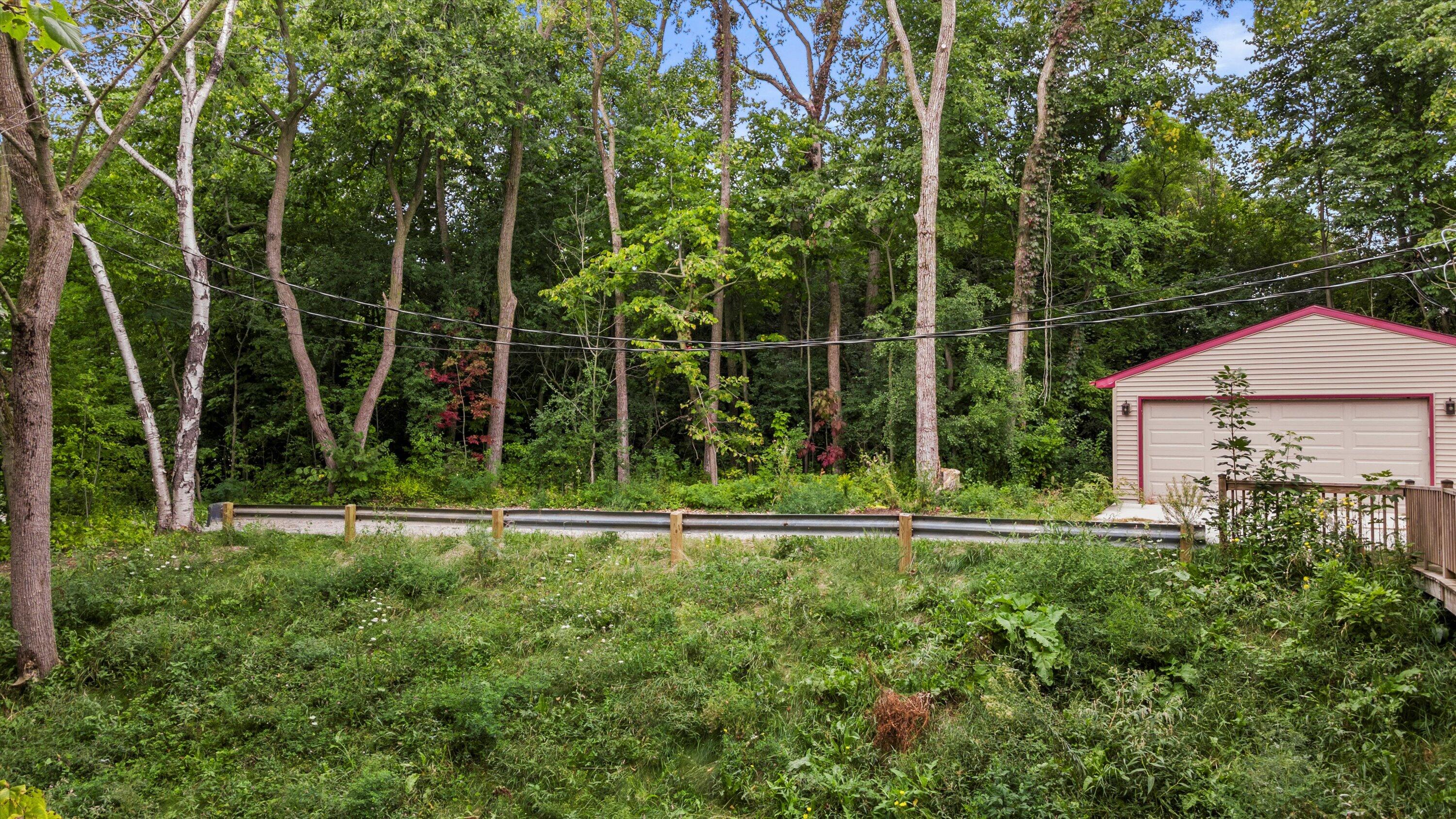 Racine, Wisconsin, 53402, United States, 3 Bedrooms Bedrooms, ,2 BathroomsBathrooms,Residential,Active,1985849