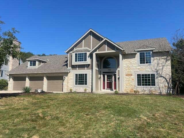 2906 BRENDON WAY, WAUKESHA, WI 53188, photo 1 of 51