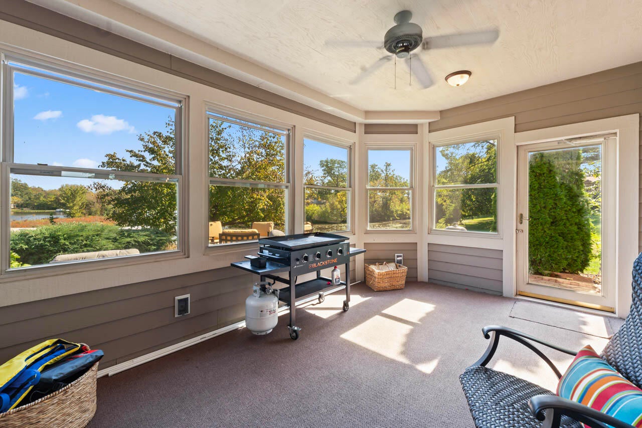 Waterford, Wisconsin, 53185, United States, 4 Bedrooms Bedrooms, ,4 BathroomsBathrooms,Residential,Active,1945457