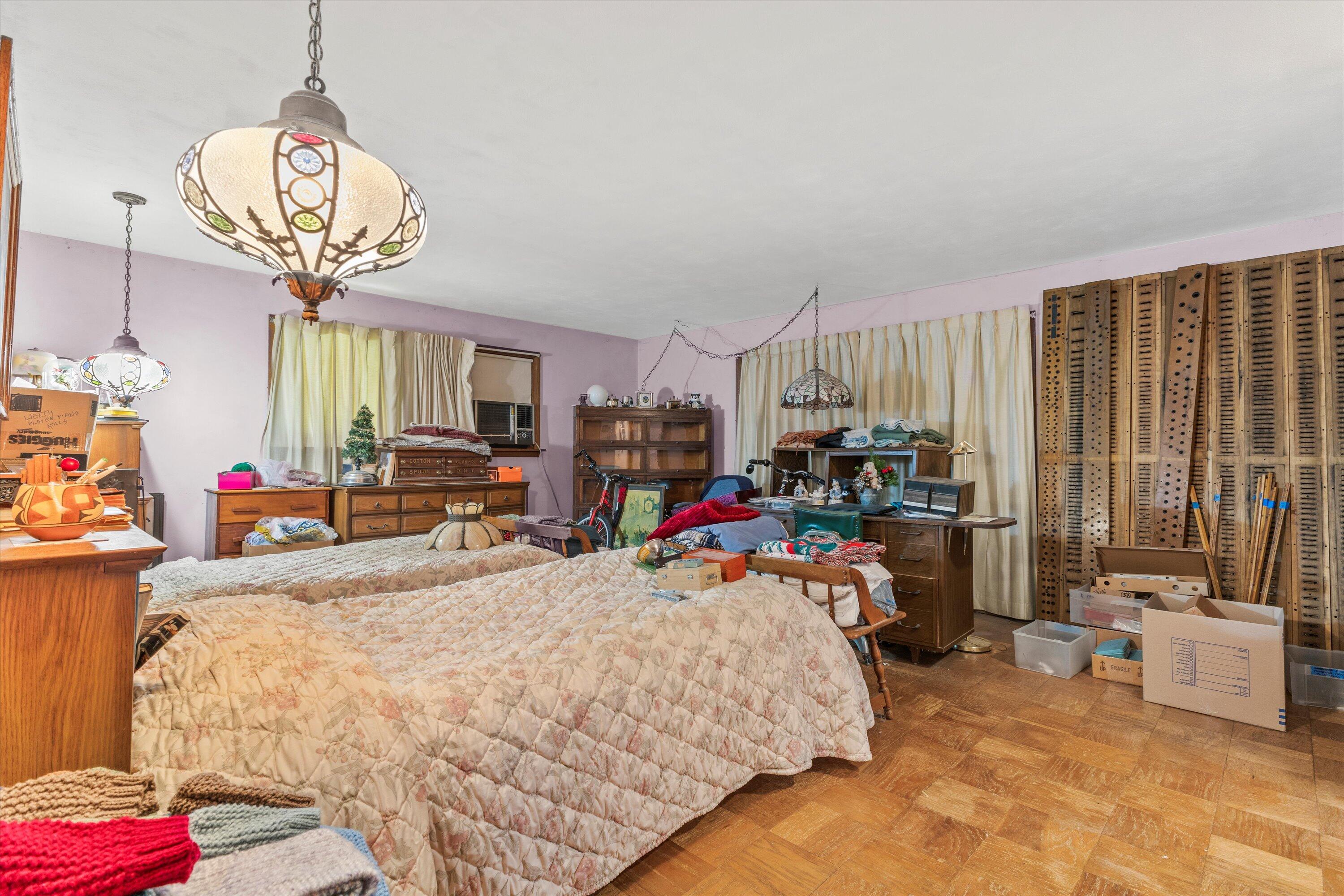 Racine, Wisconsin, 53402, United States, 3 Bedrooms Bedrooms, ,2 BathroomsBathrooms,Residential,Active,1985849