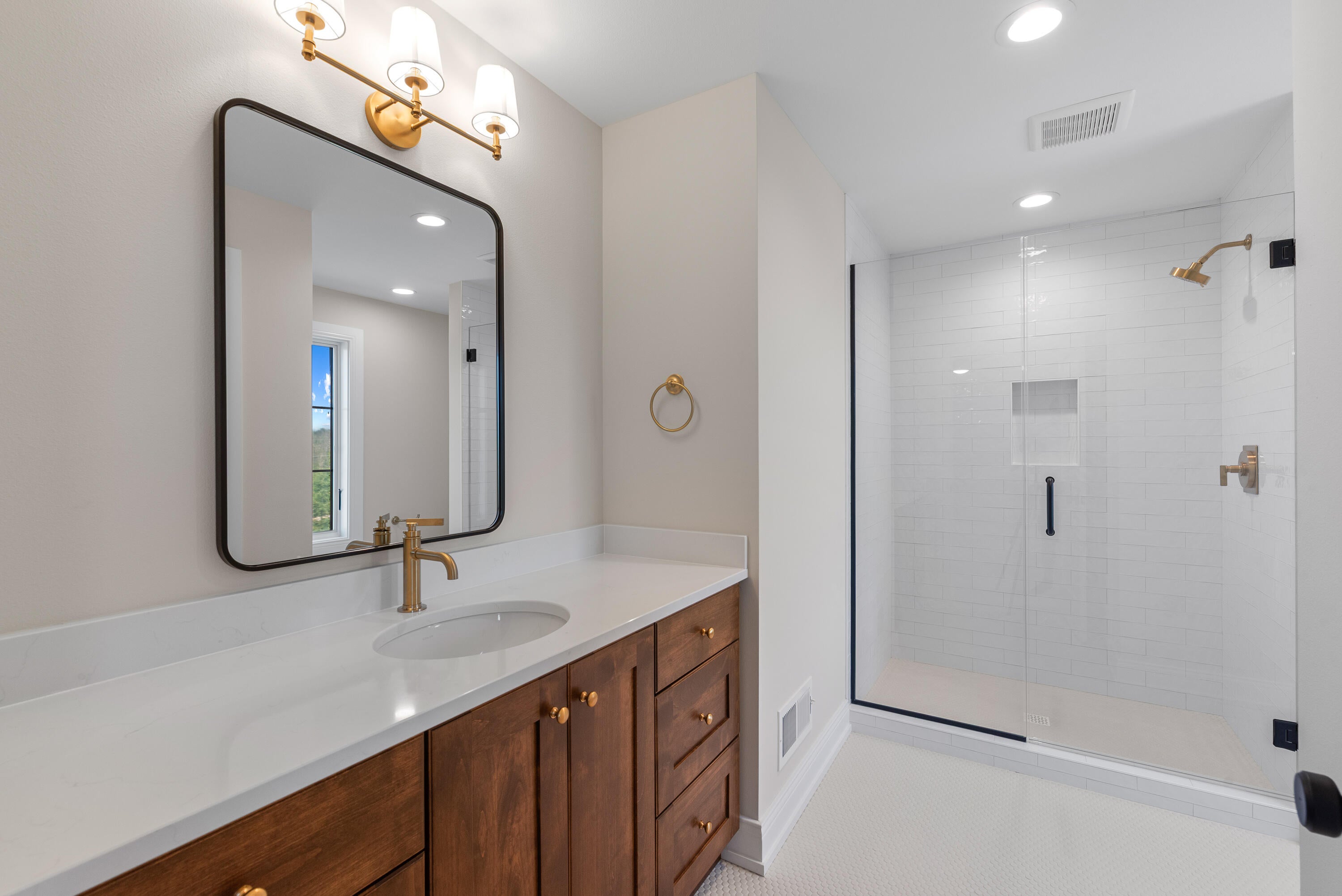 Mequon, Wisconsin, 53097, United States, 5 Bedrooms Bedrooms, ,5 BathroomsBathrooms,Residential,Active,1893229