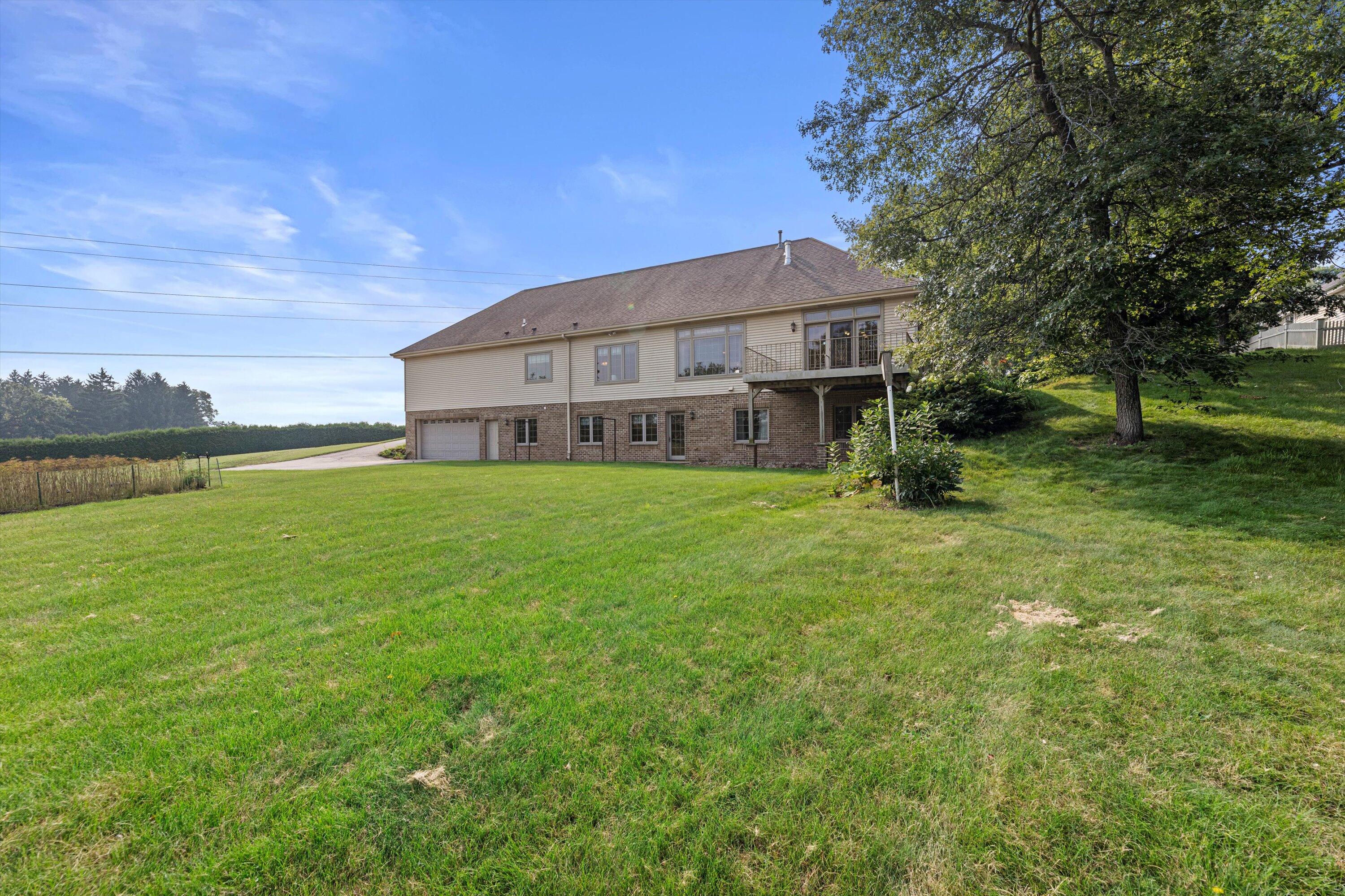 Big Bend, Wisconsin, 53103, United States, 4 Bedrooms Bedrooms, ,3 BathroomsBathrooms,Residential,Active,1909666