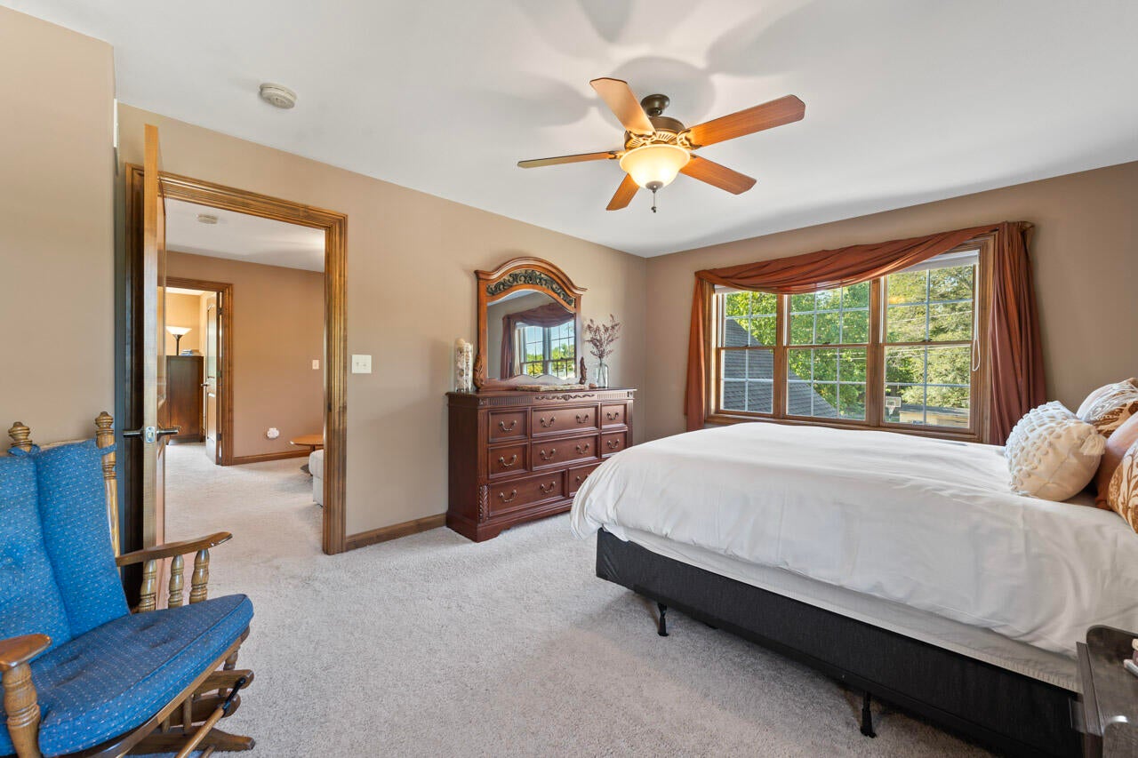 Waterford, Wisconsin, 53185, United States, 4 Bedrooms Bedrooms, ,4 BathroomsBathrooms,Residential,Active,1945457