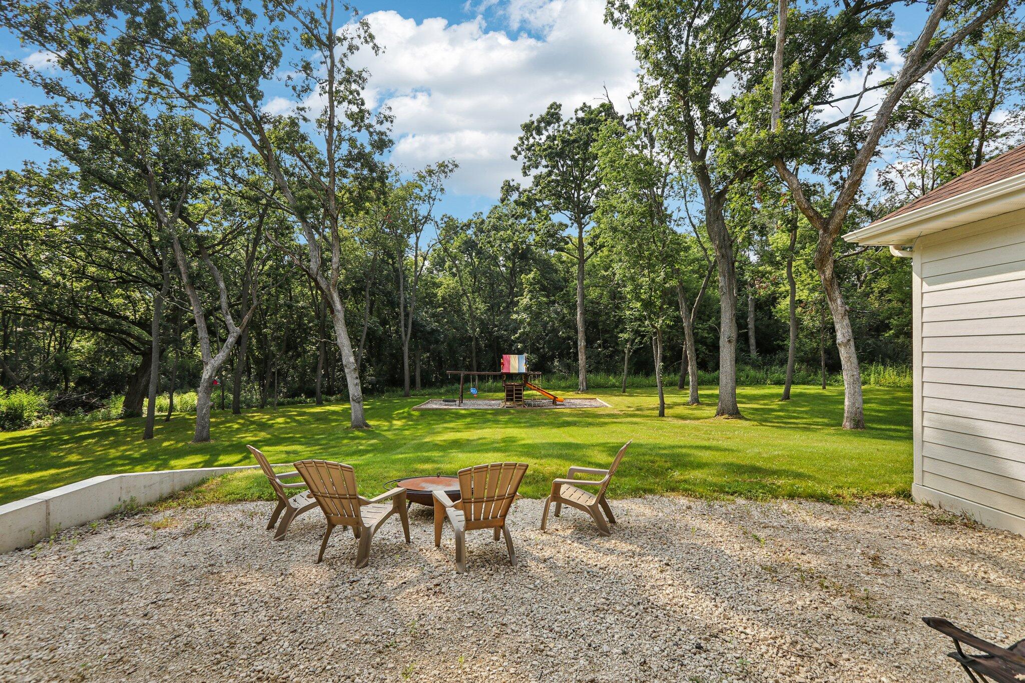 Burlington, Wisconsin, 53105, United States, 4 Bedrooms Bedrooms, ,3 BathroomsBathrooms,Residential,Active,1909856