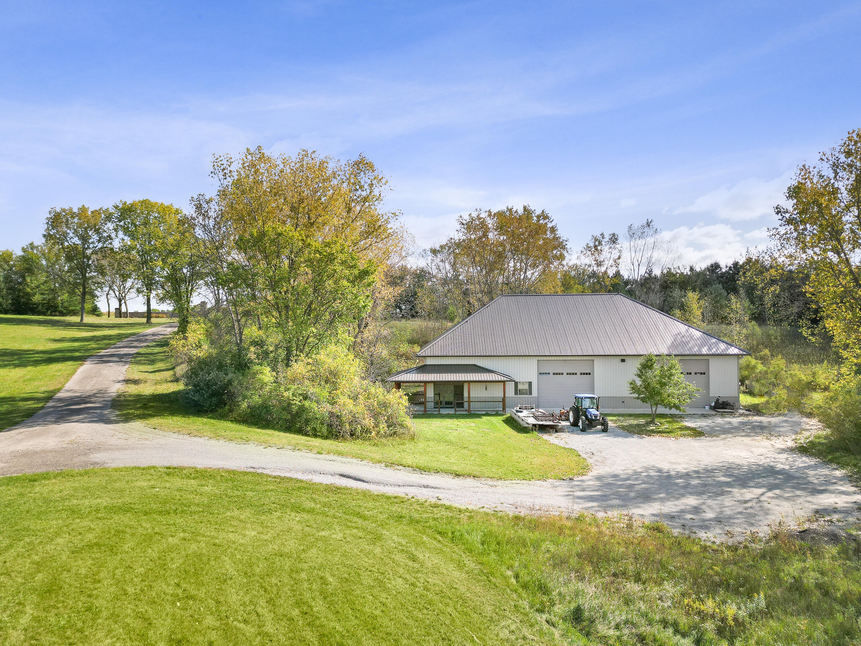 Watertown, Wisconsin, 53098, United States, ,5 BathroomsBathrooms,Residential,Active,1808170