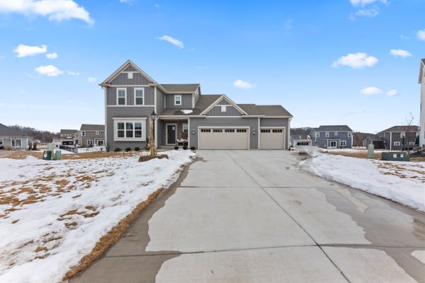 WI Real Estate - Wisconsin Homes For Sale | RE/MAX